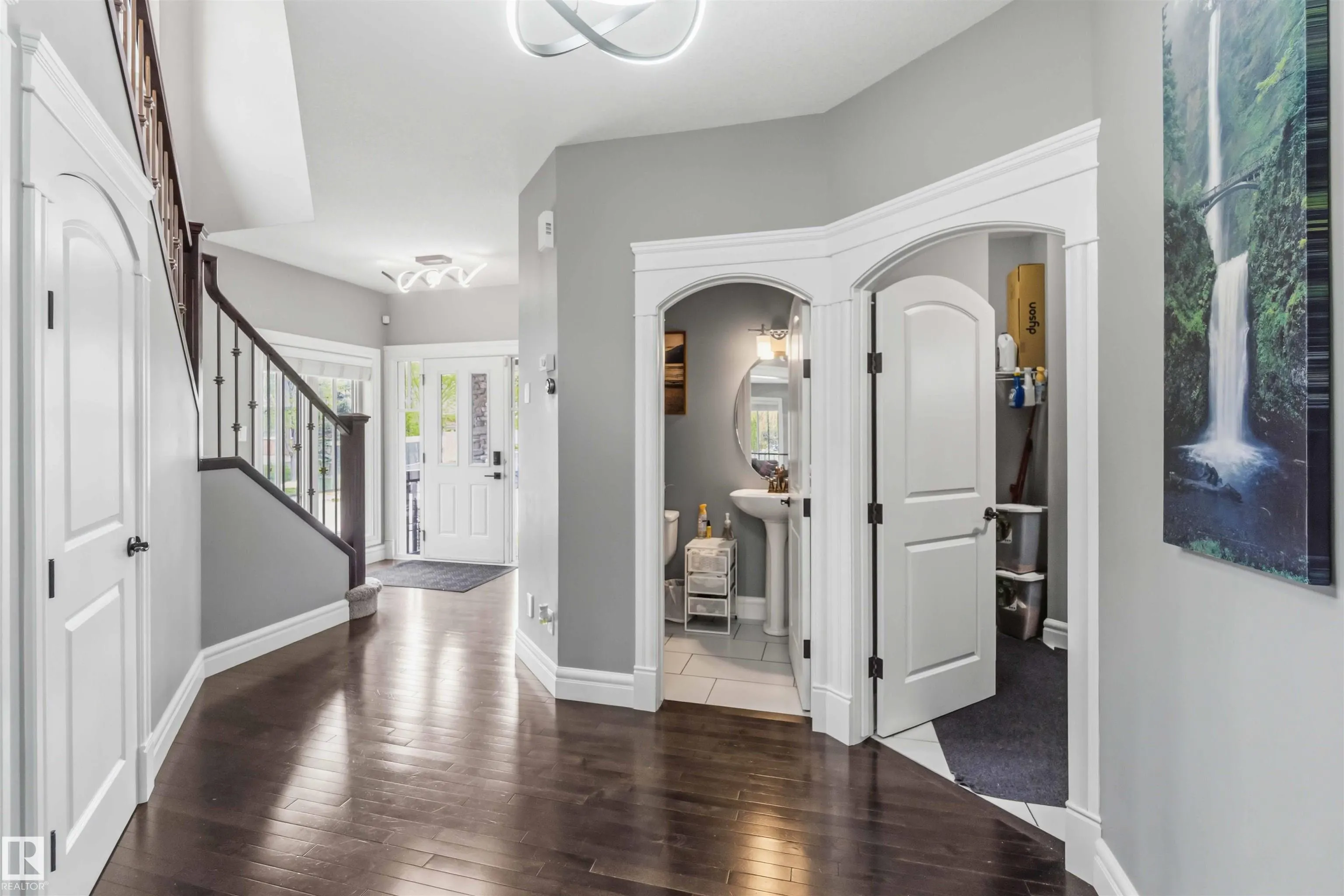 247 AMBLESIDE Drive