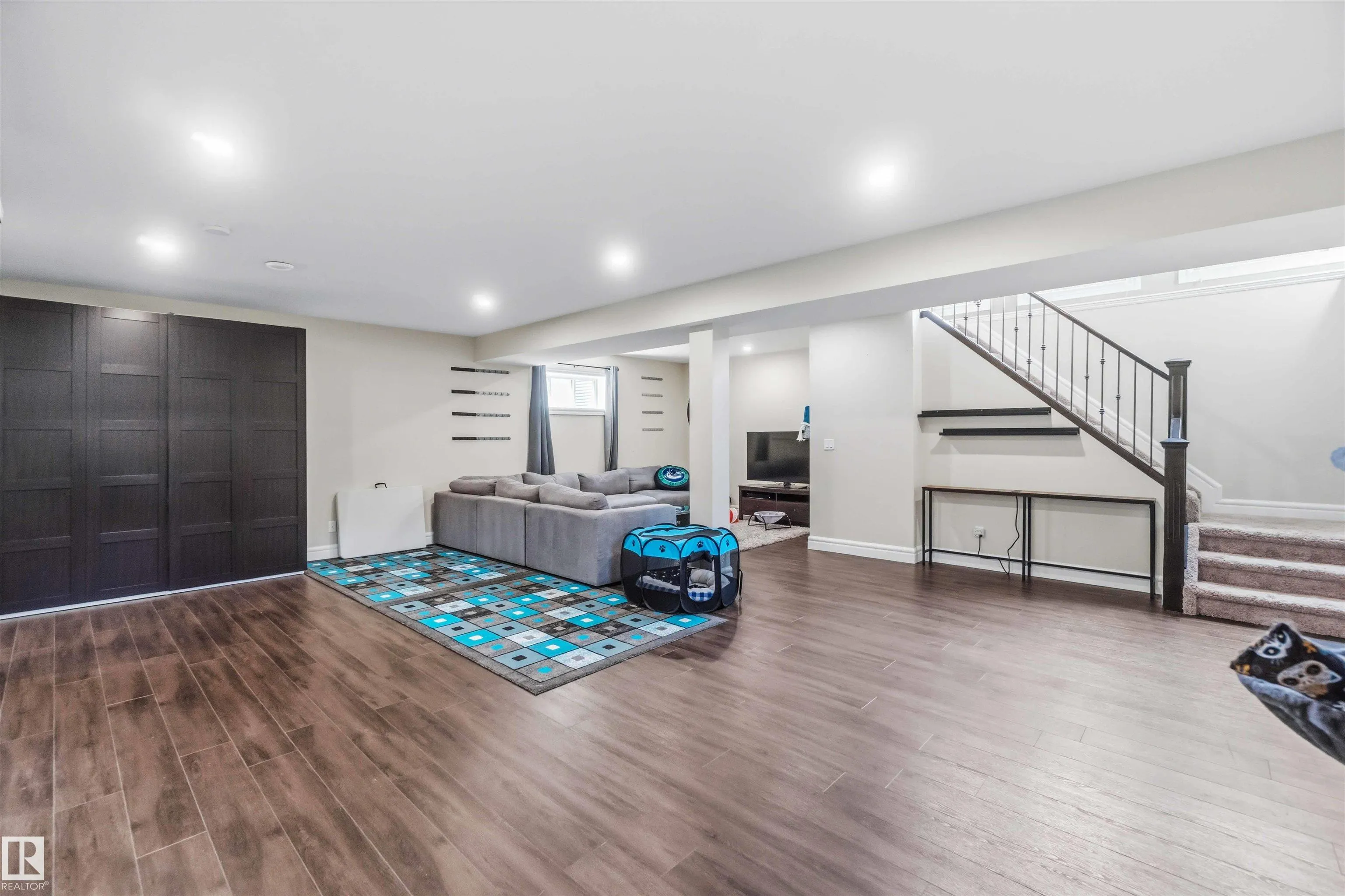247 AMBLESIDE Drive
