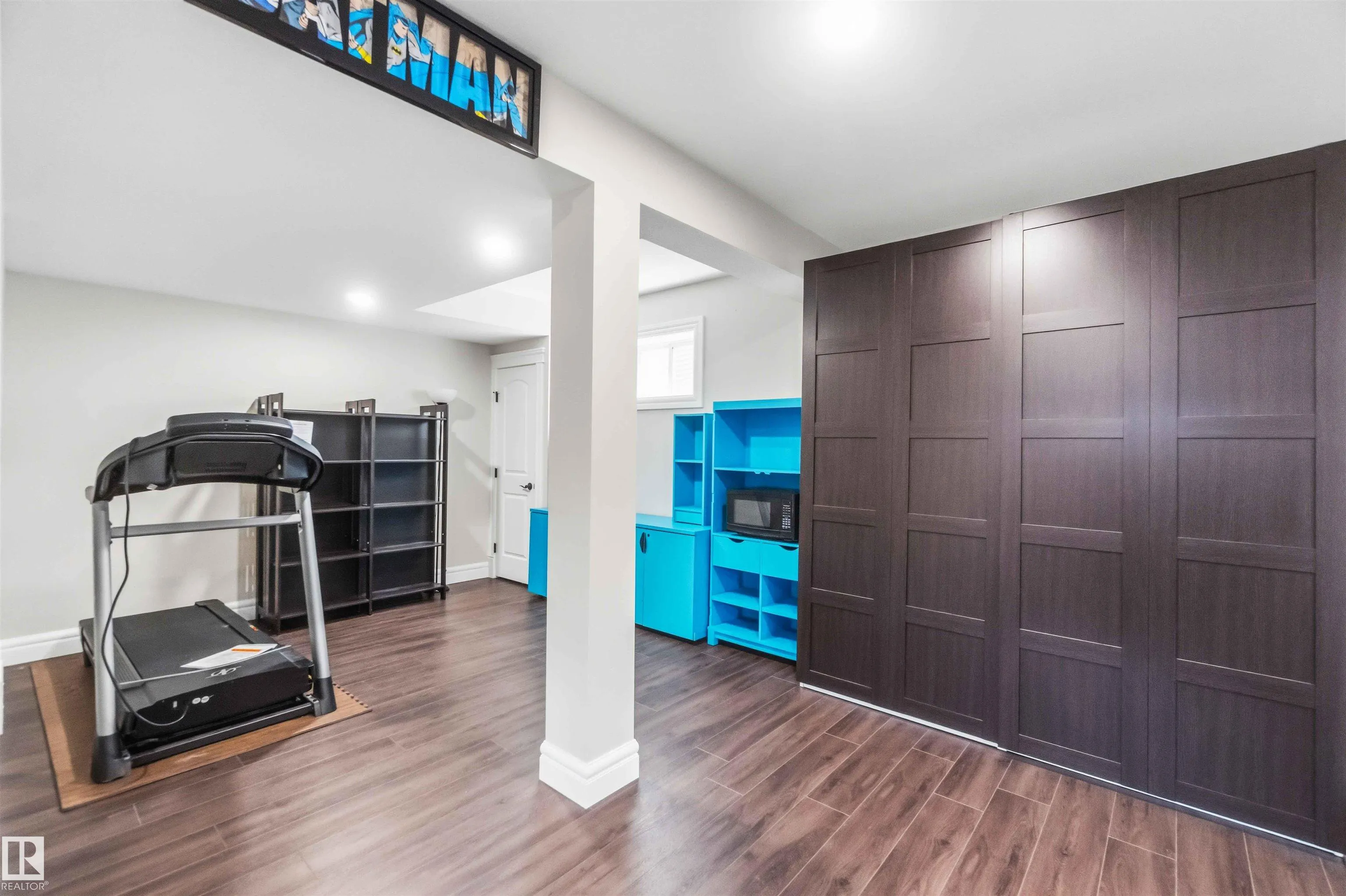 247 AMBLESIDE Drive