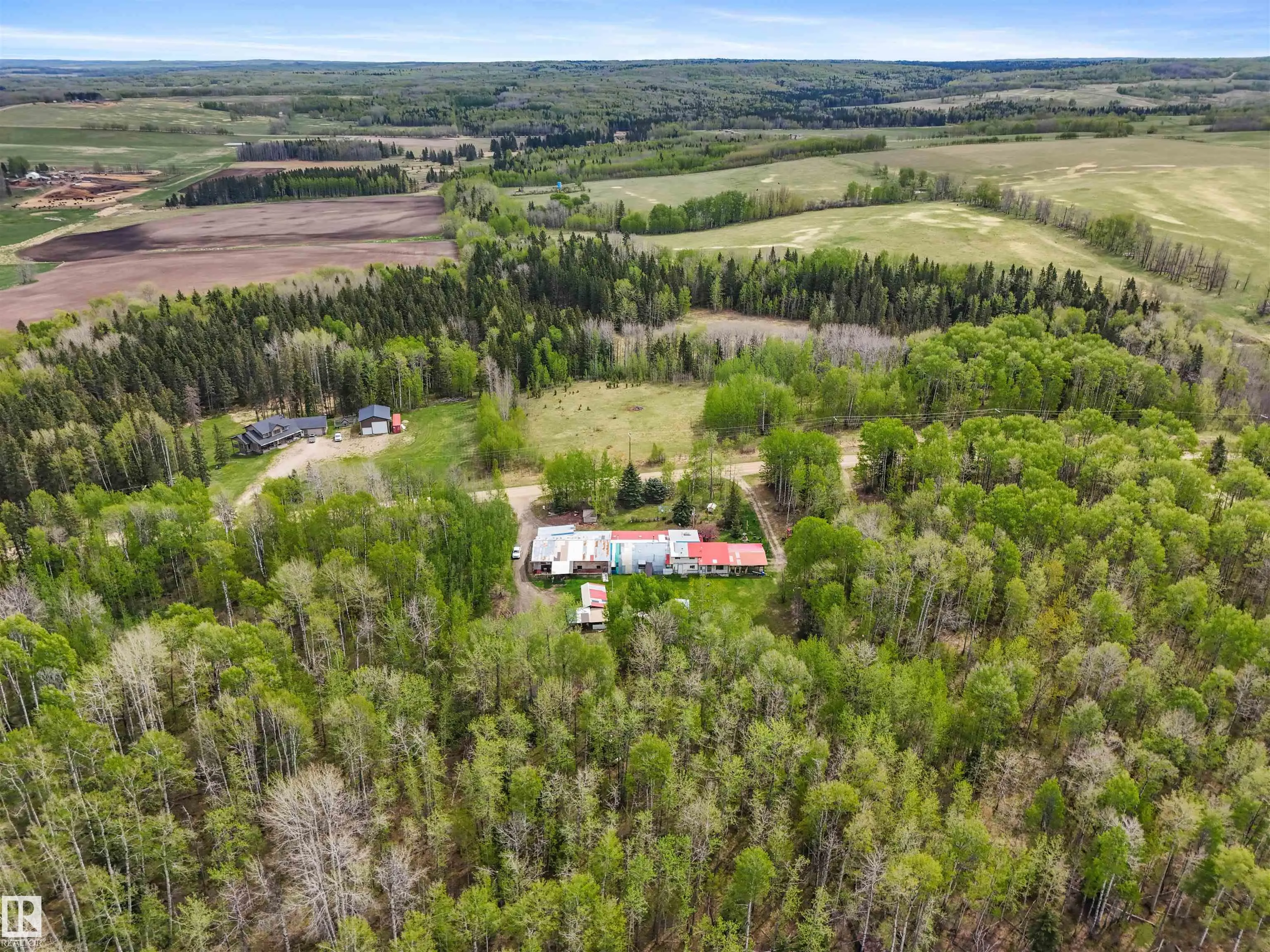 453038 RGE ROAD 61