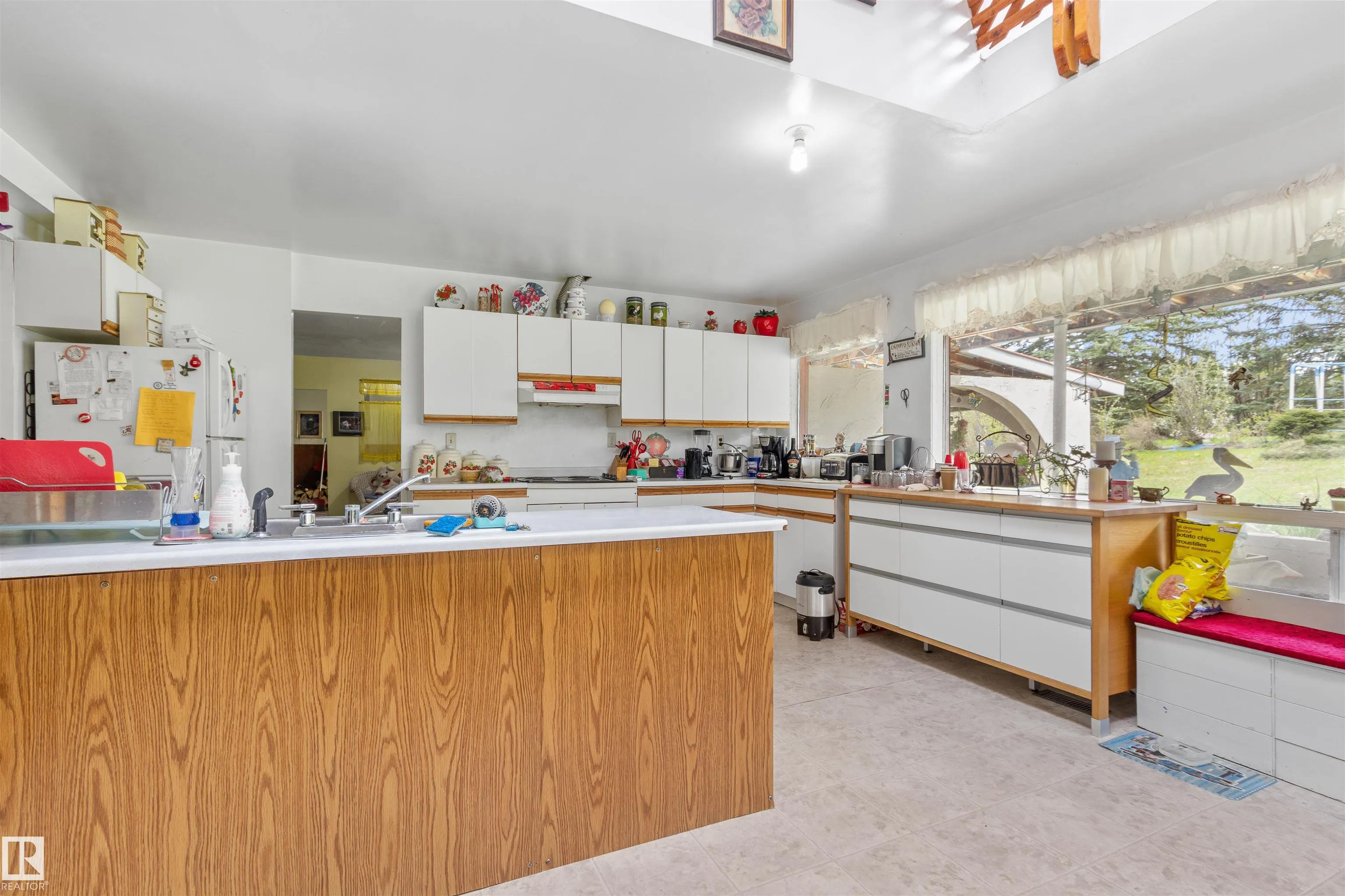 453038 RGE ROAD 61