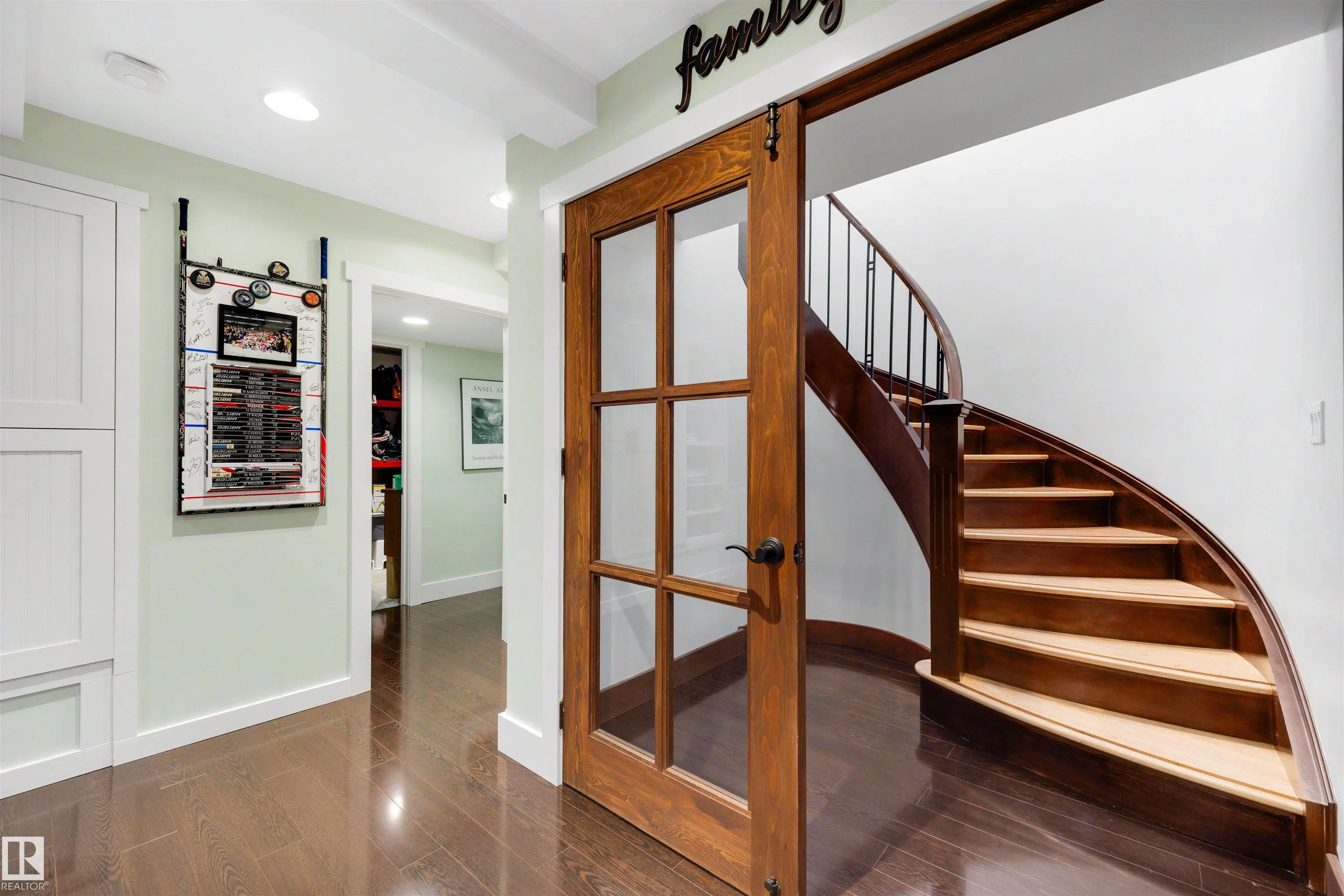 13850 RAVINE Drive