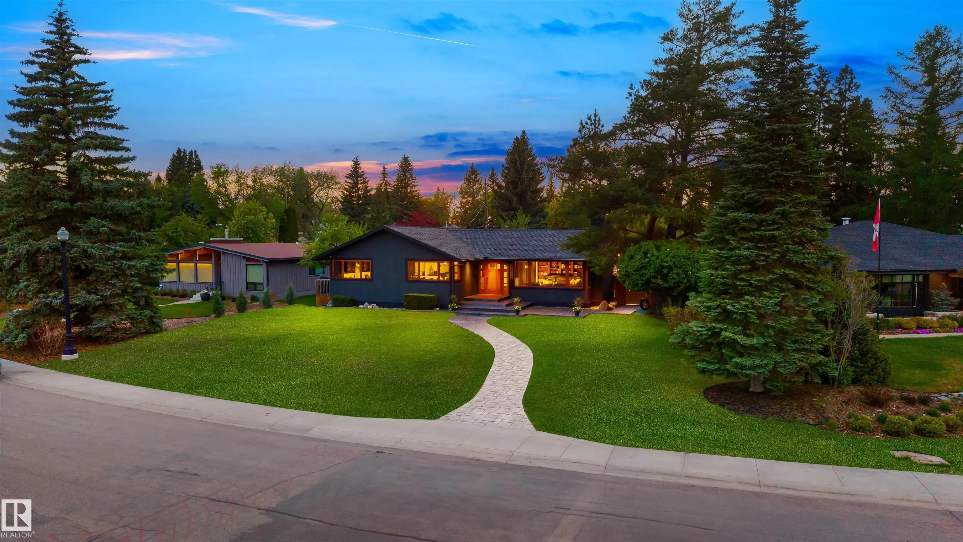 13850 RAVINE Drive