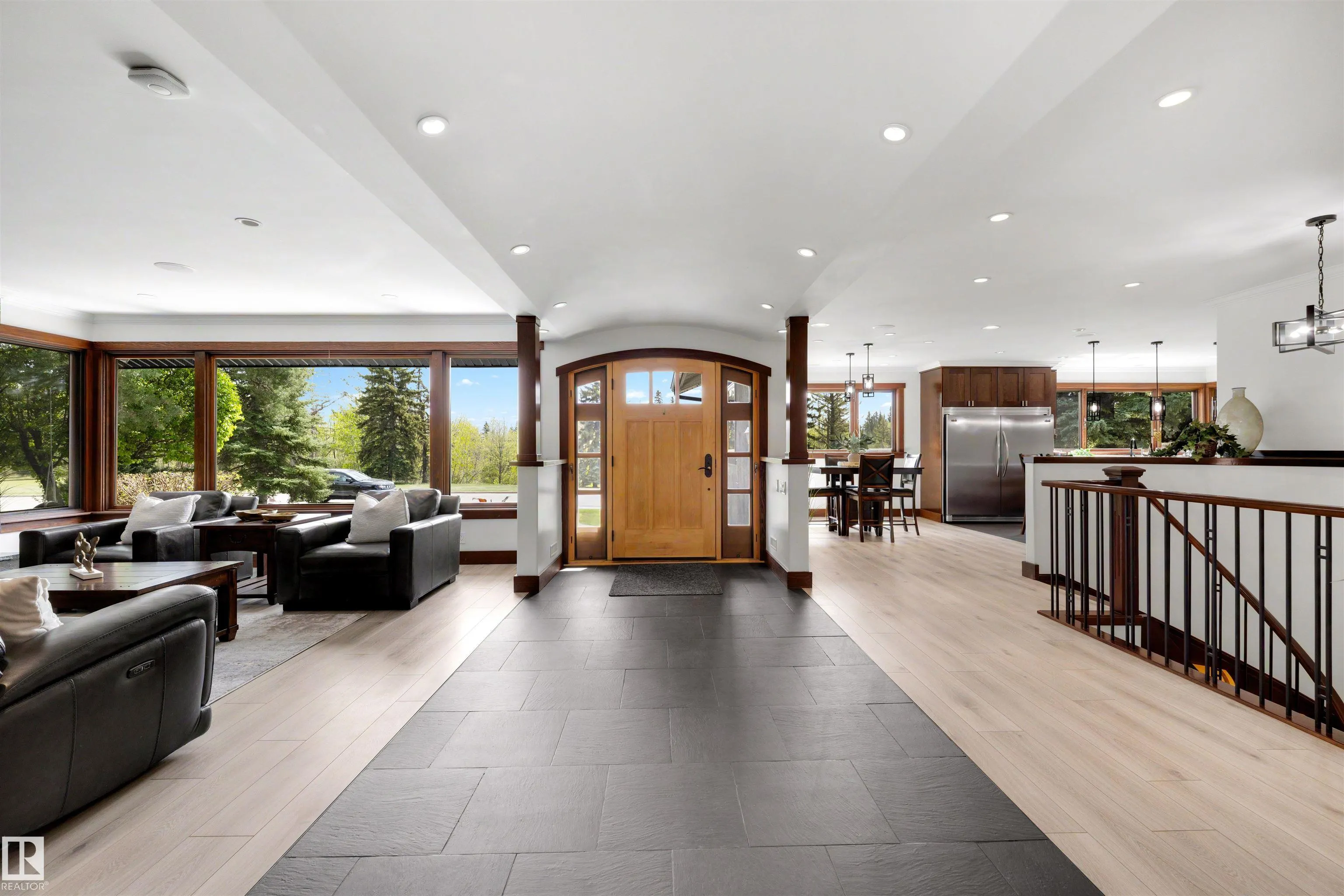 13850 RAVINE Drive