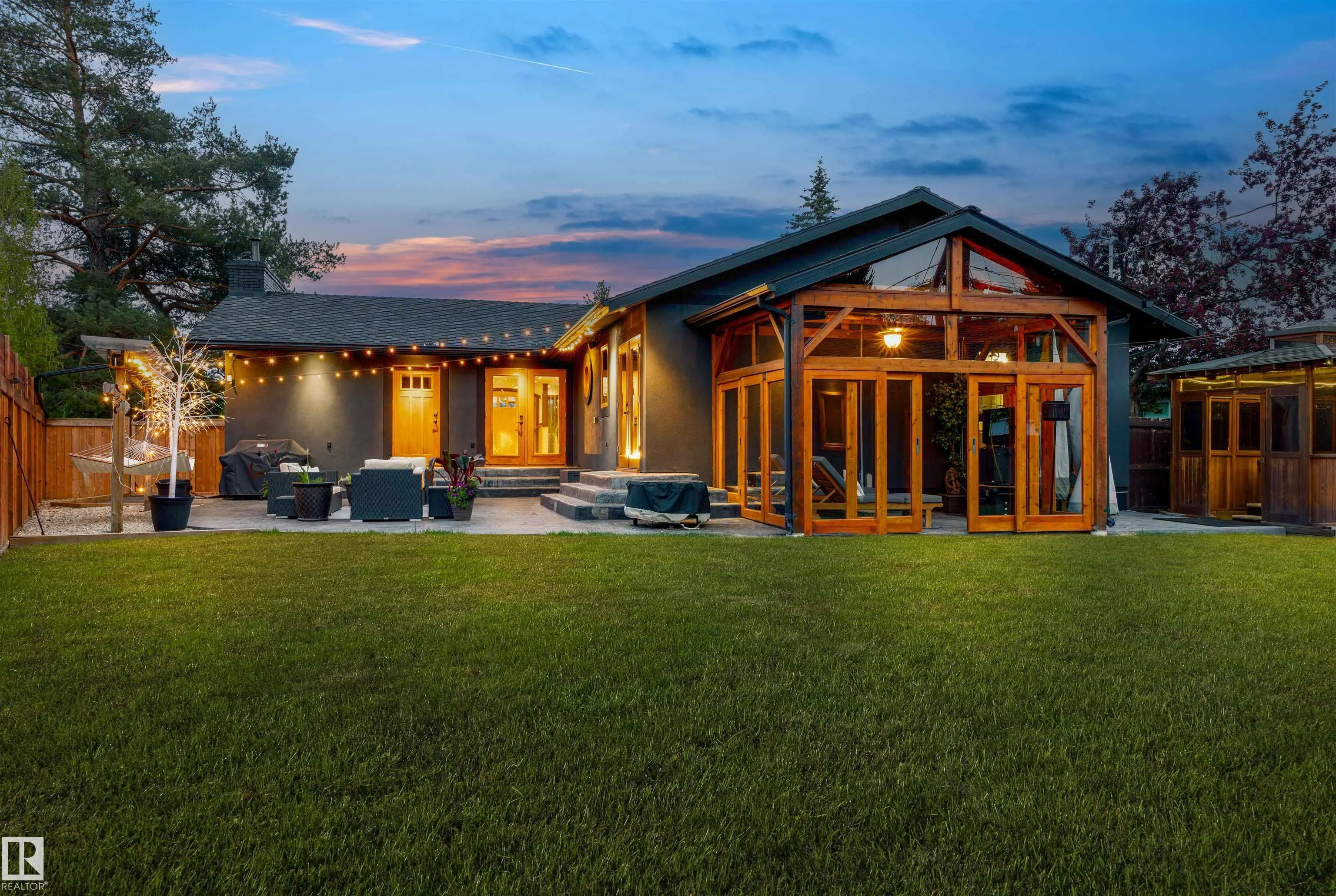 13850 RAVINE Drive