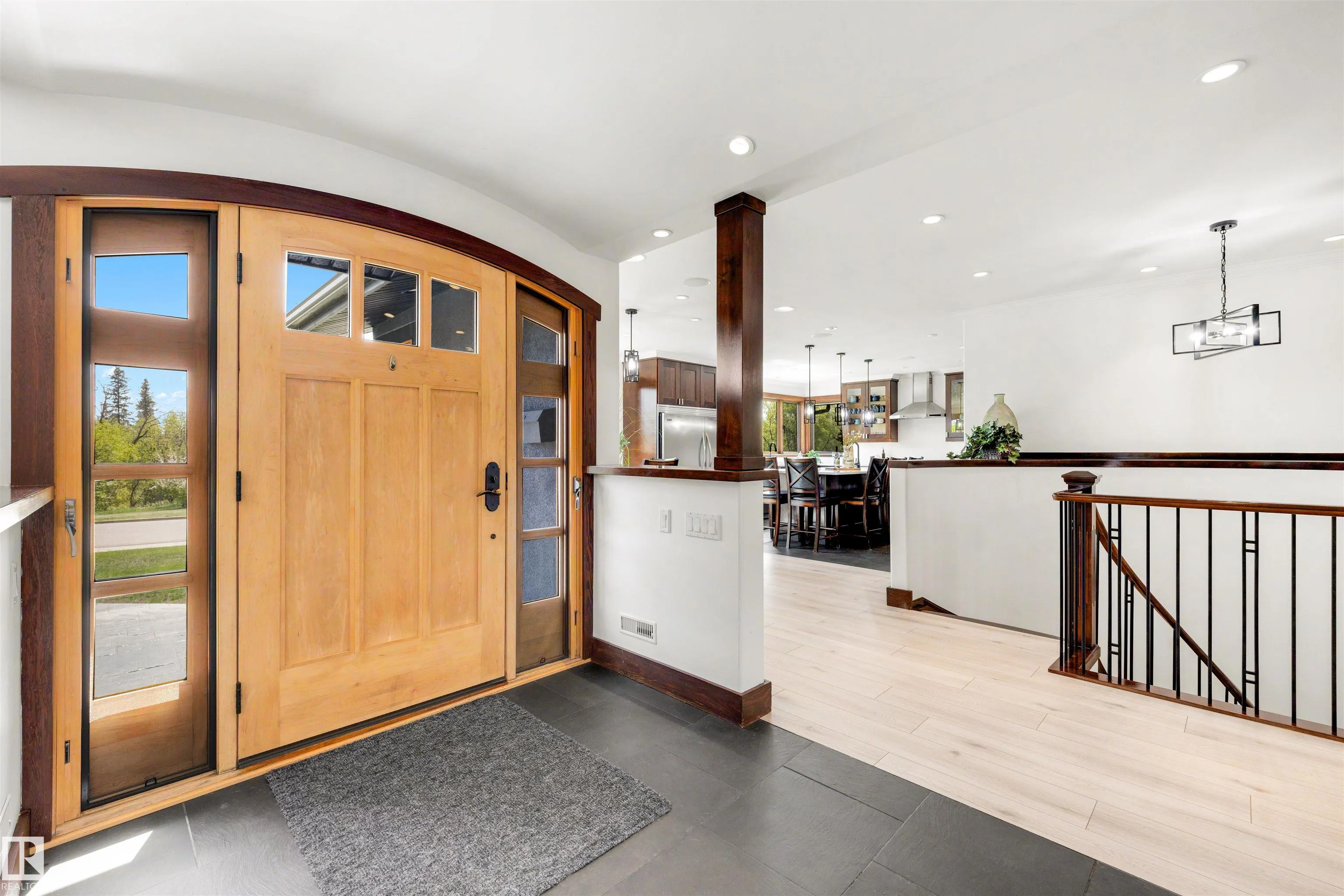 13850 RAVINE Drive