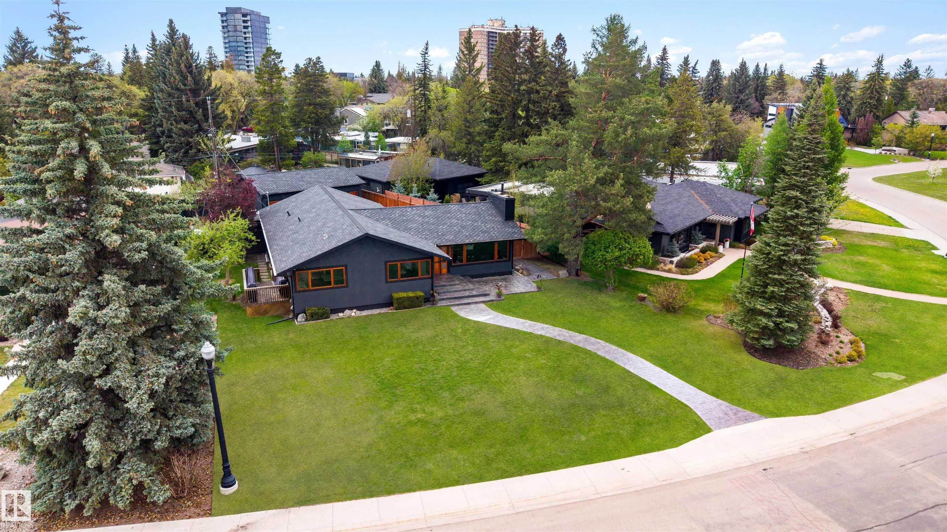 13850 RAVINE Drive