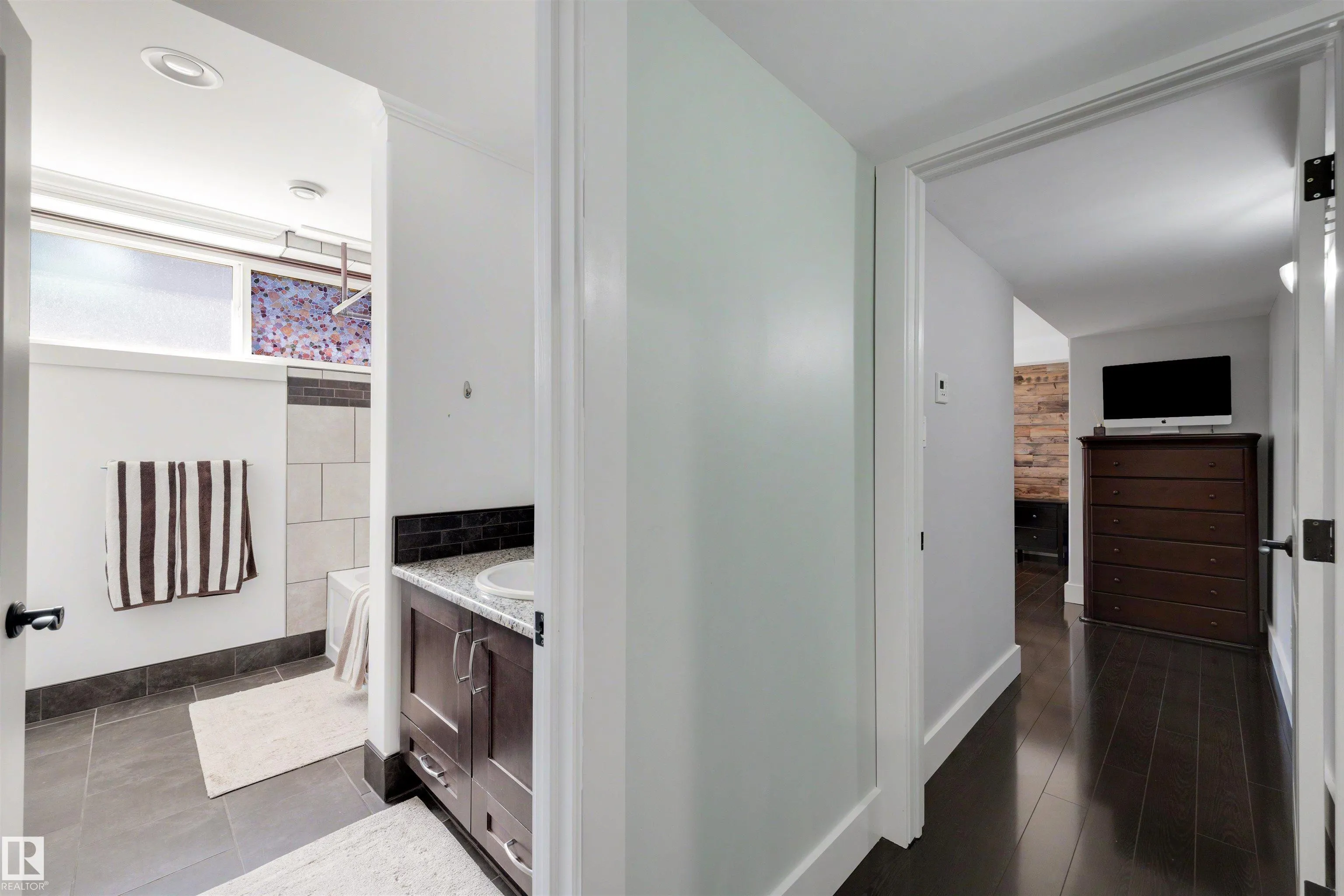13850 RAVINE Drive