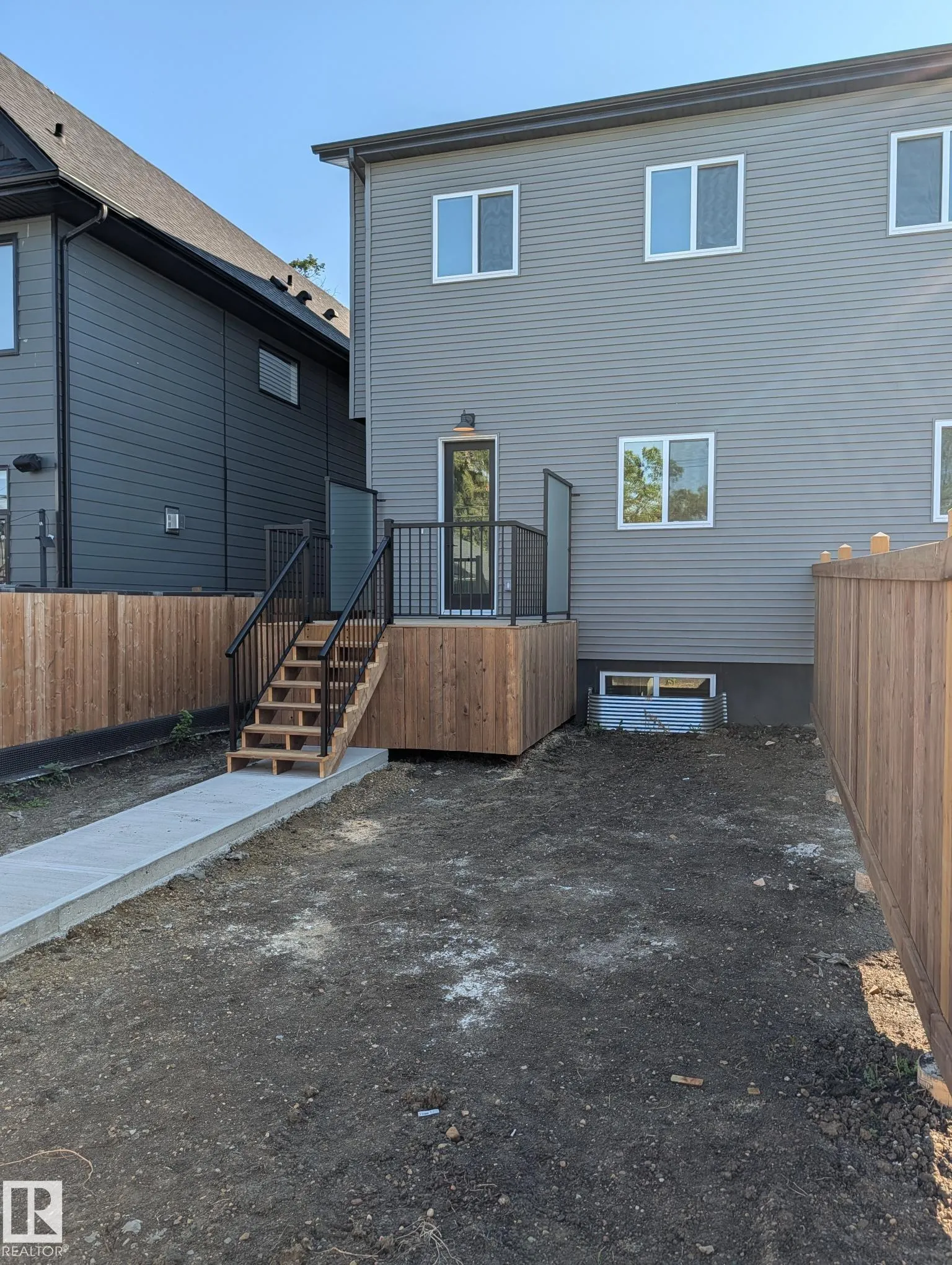 10932 & 10934 132 Street