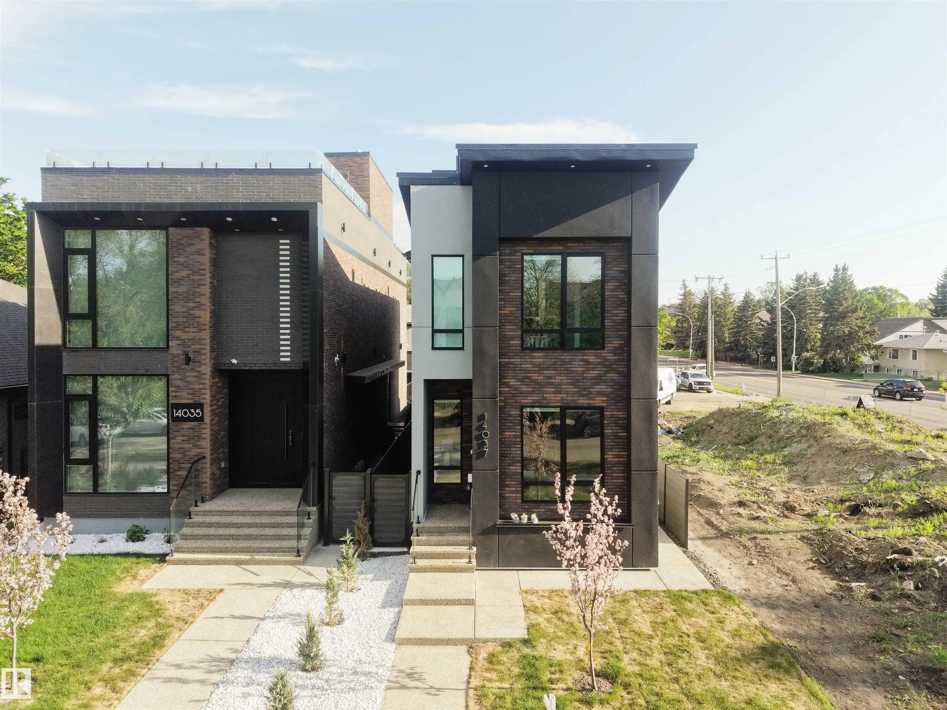 14037 104 Avenue