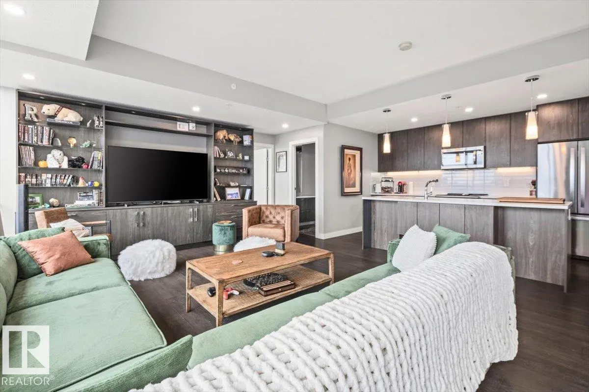 10180 103 Street
