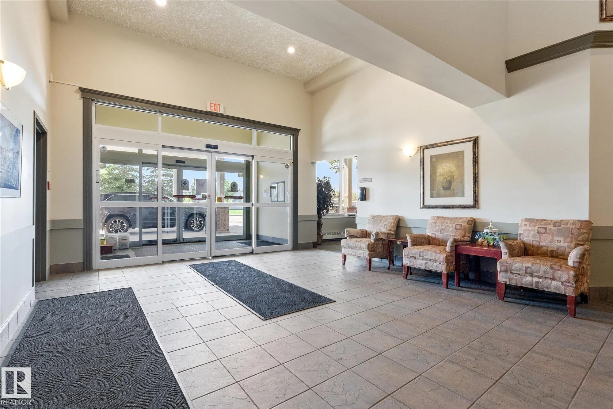 8802 Southfort Drive