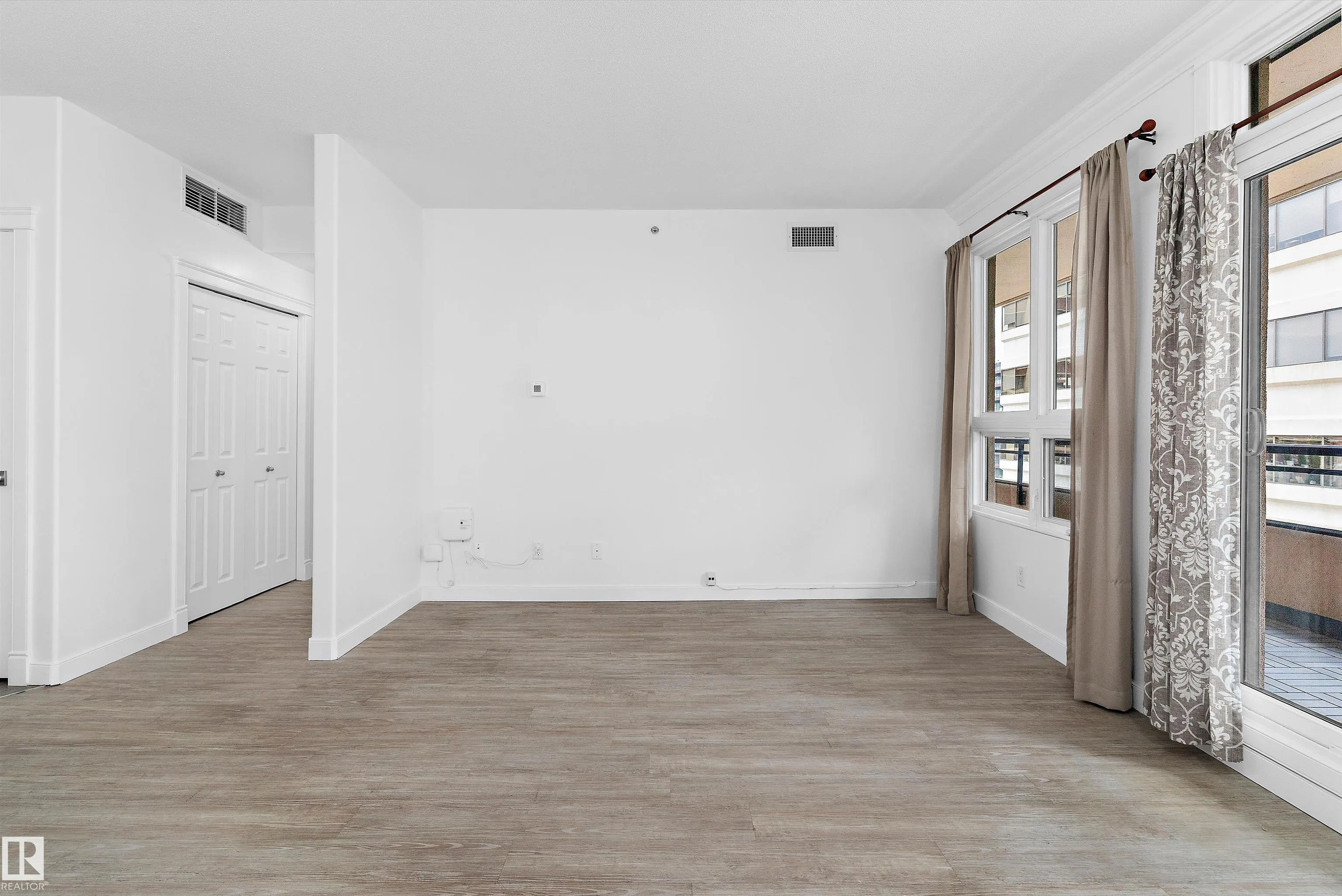 9939 109 Street