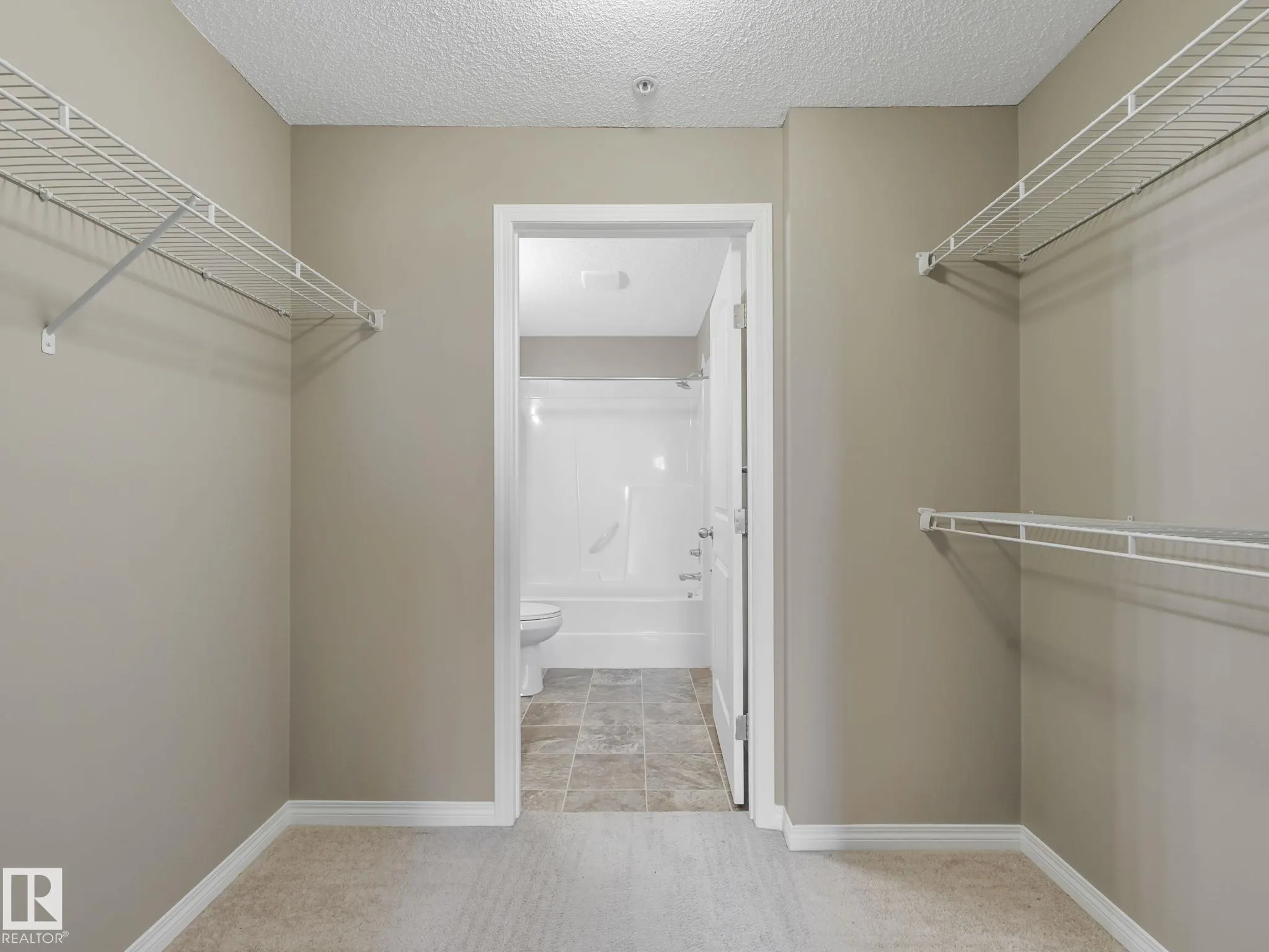 1520 Hammond Gate
