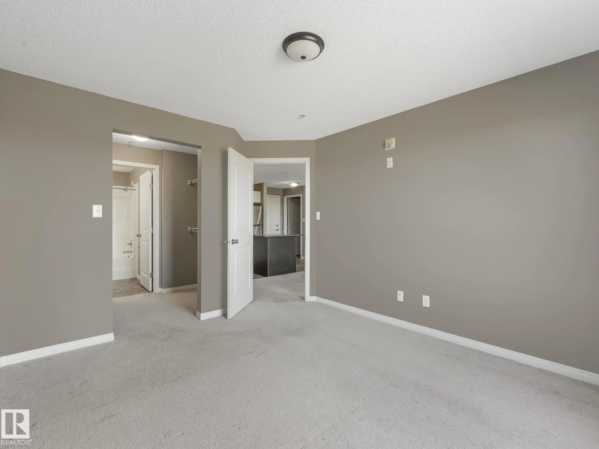 1520 Hammond Gate