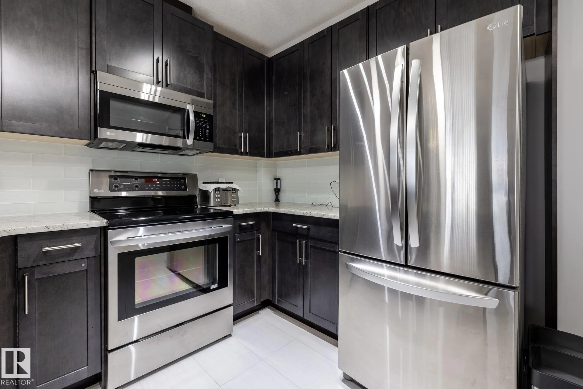 5151 Windermere Boulevard