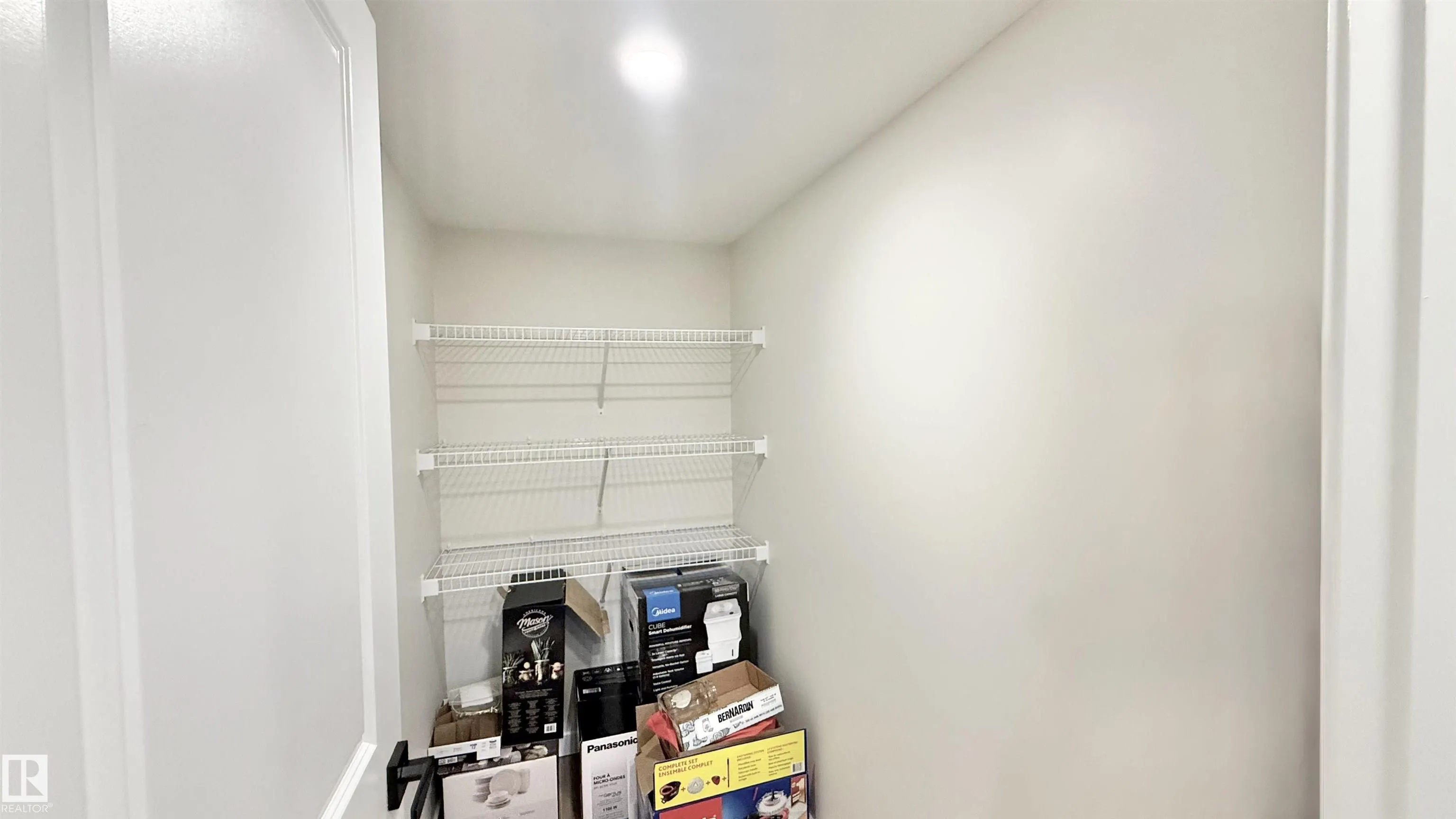 3962 CLAXTON Loop