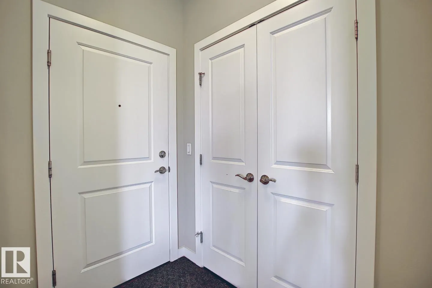 2584 ANDERSON Way