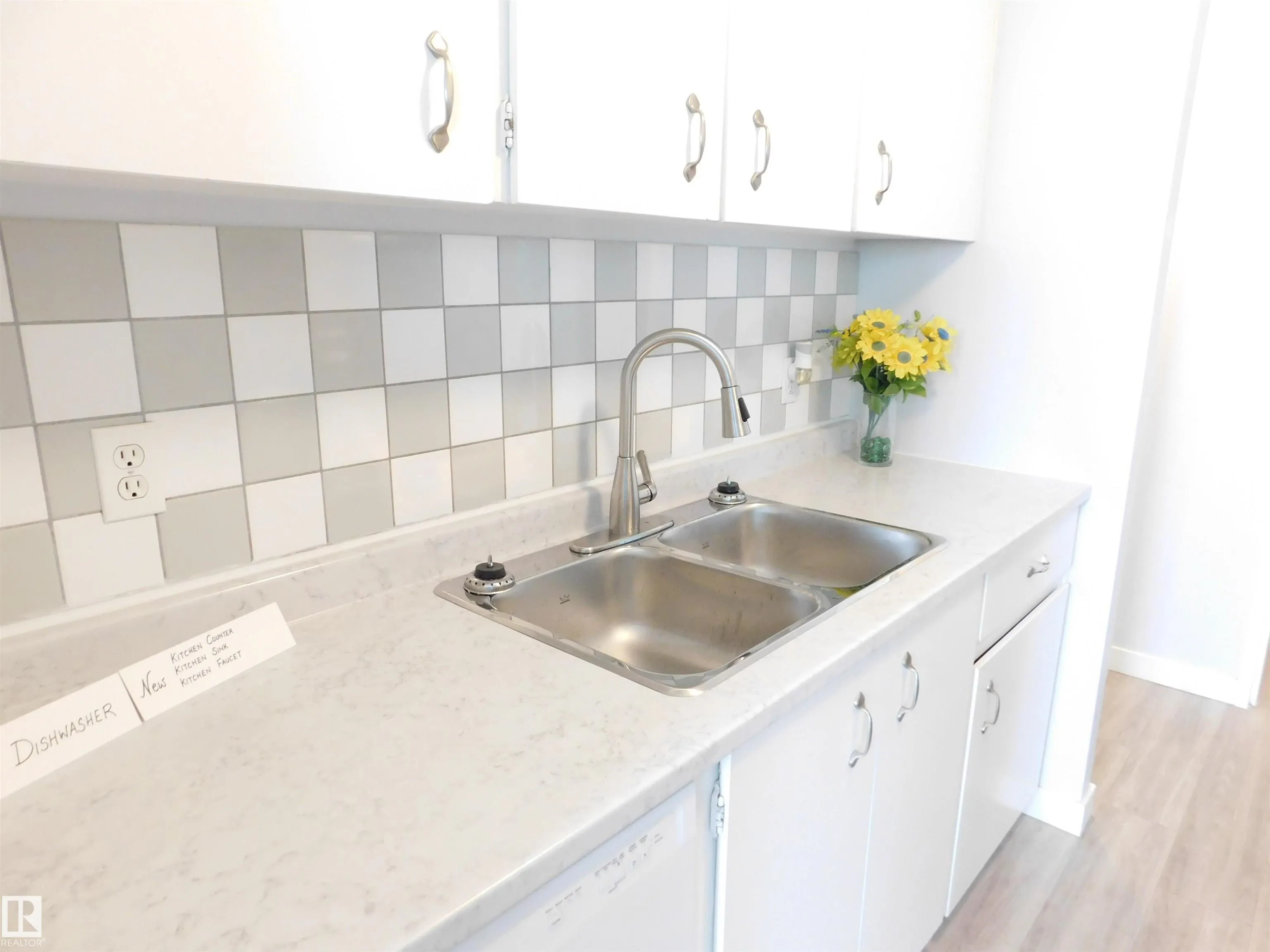 13910 STONY PLAIN Road