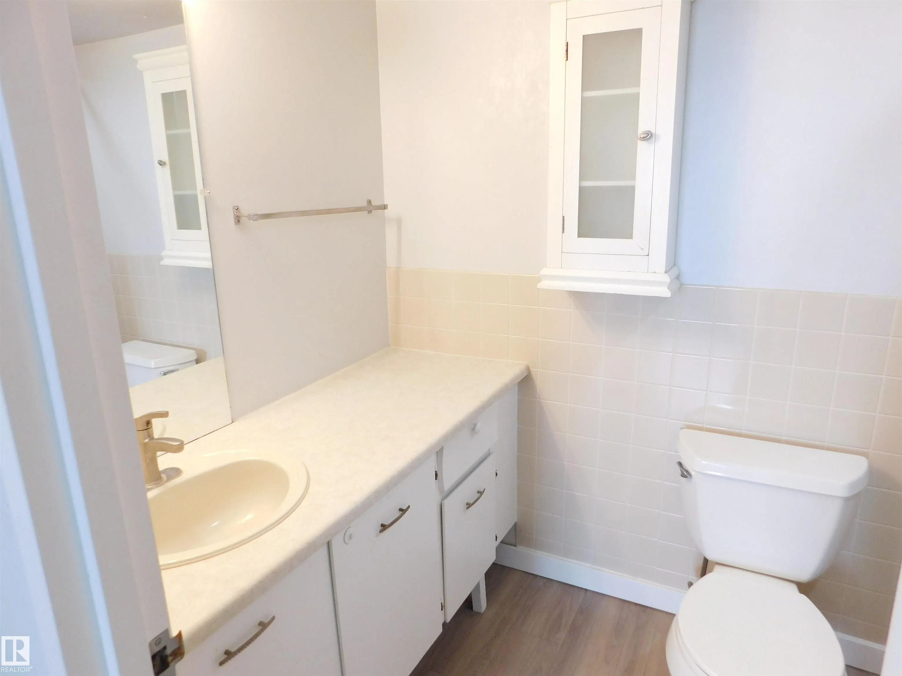 13910 STONY PLAIN Road