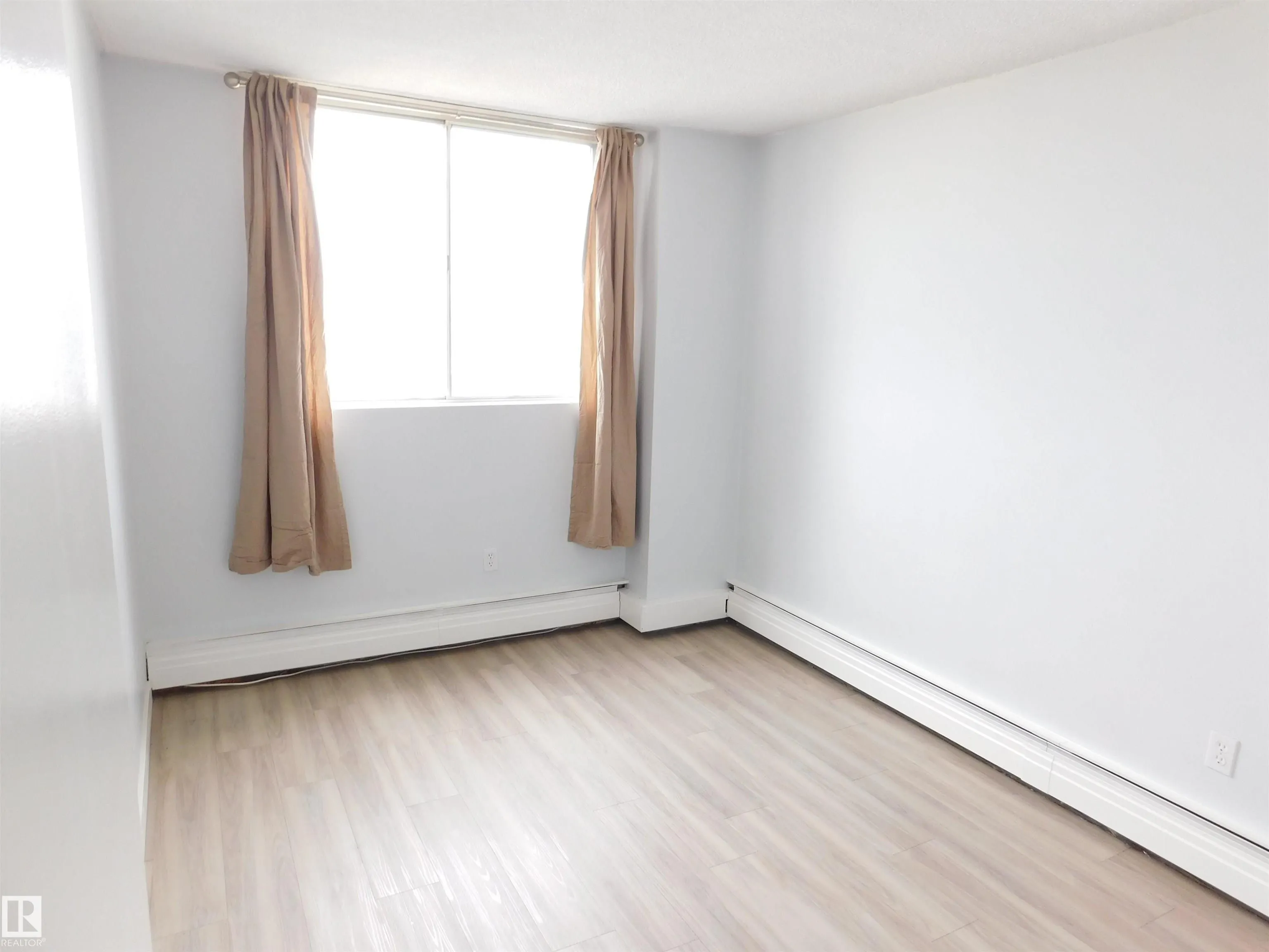 13910 STONY PLAIN Road