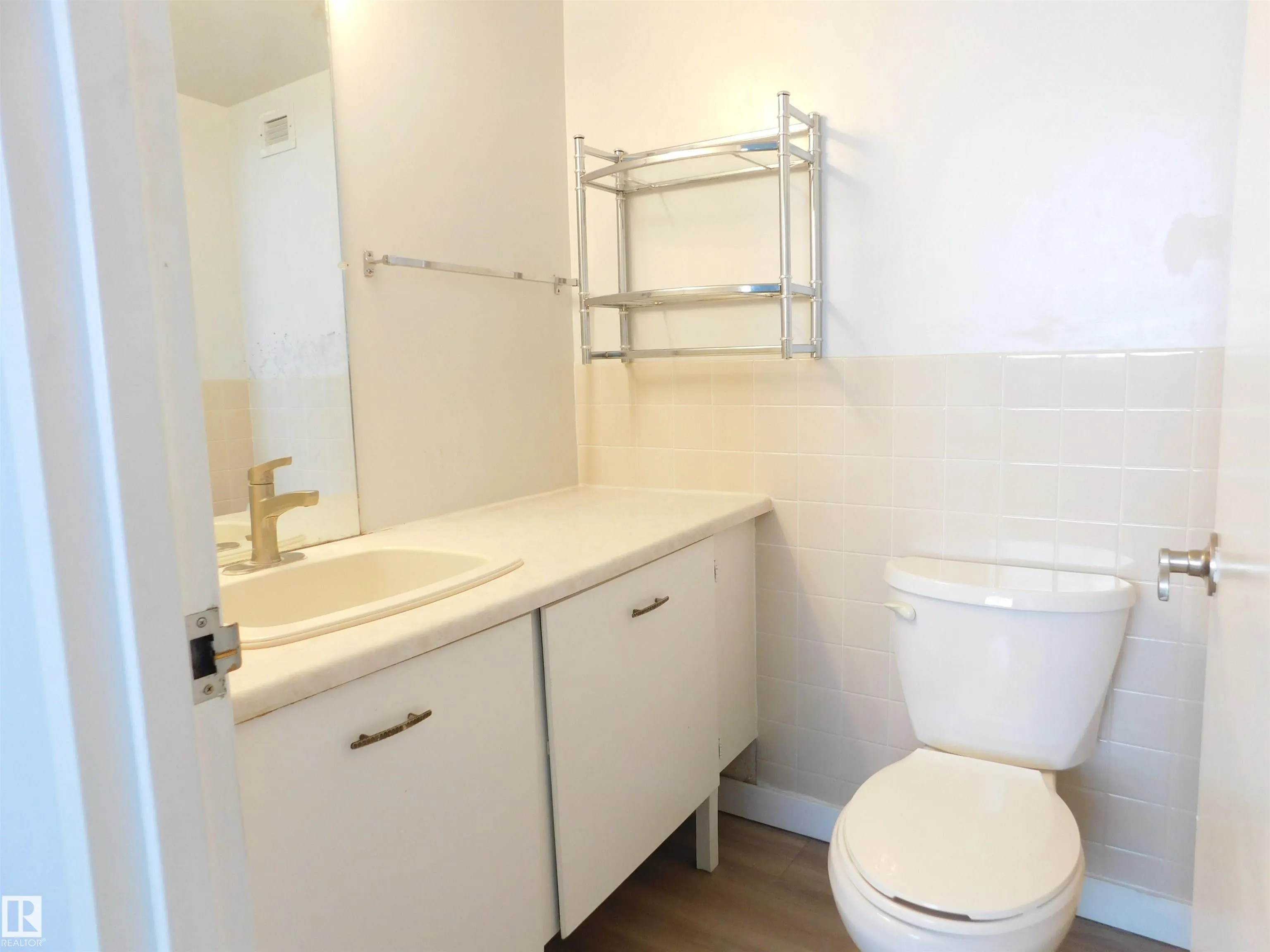 13910 STONY PLAIN Road