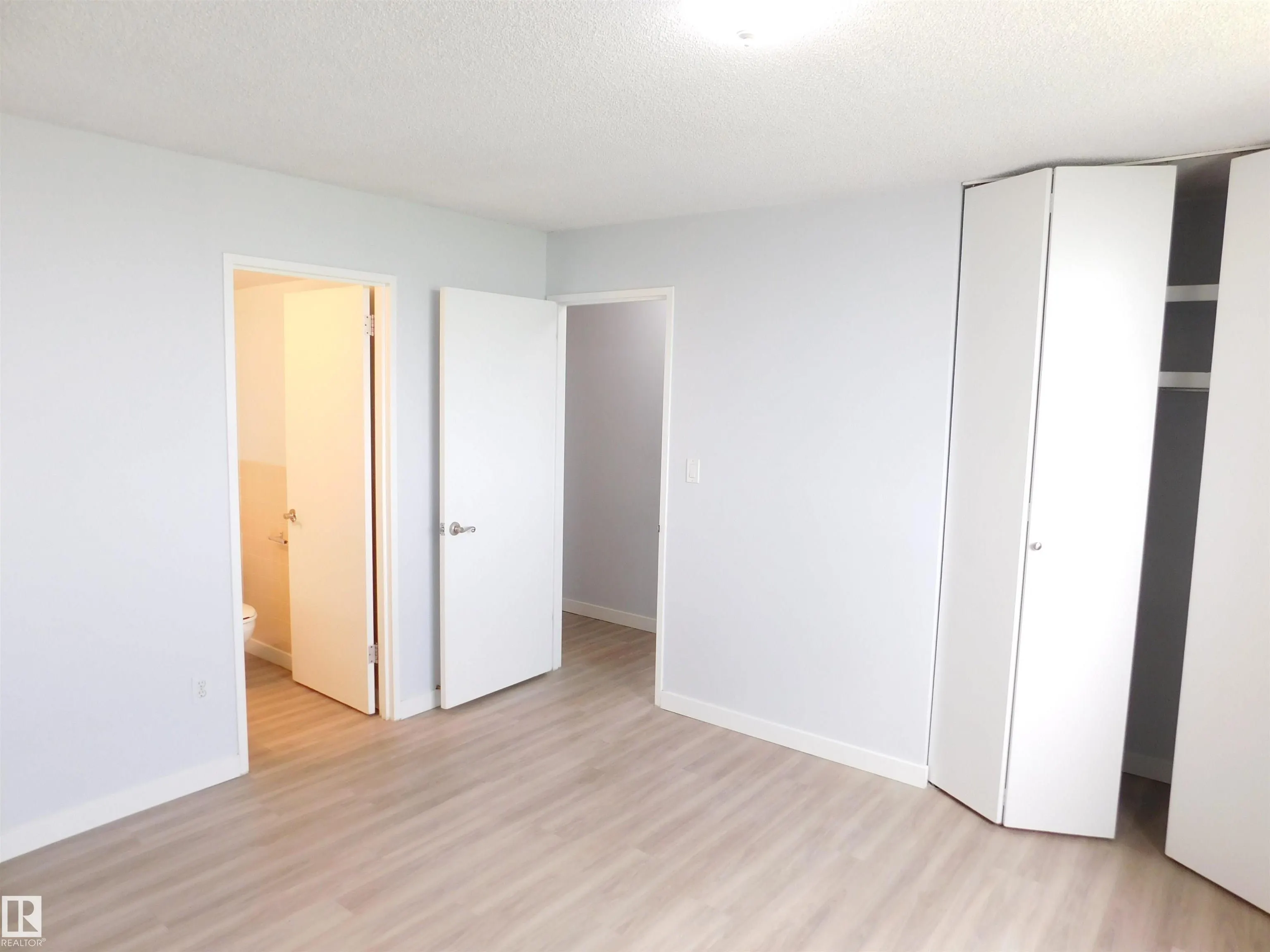 13910 STONY PLAIN Road