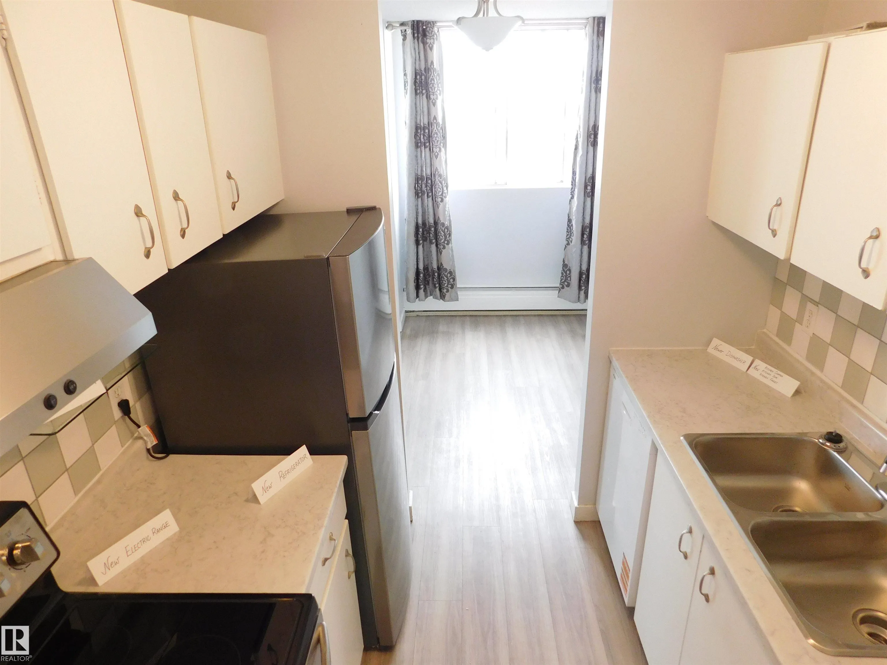 13910 STONY PLAIN Road