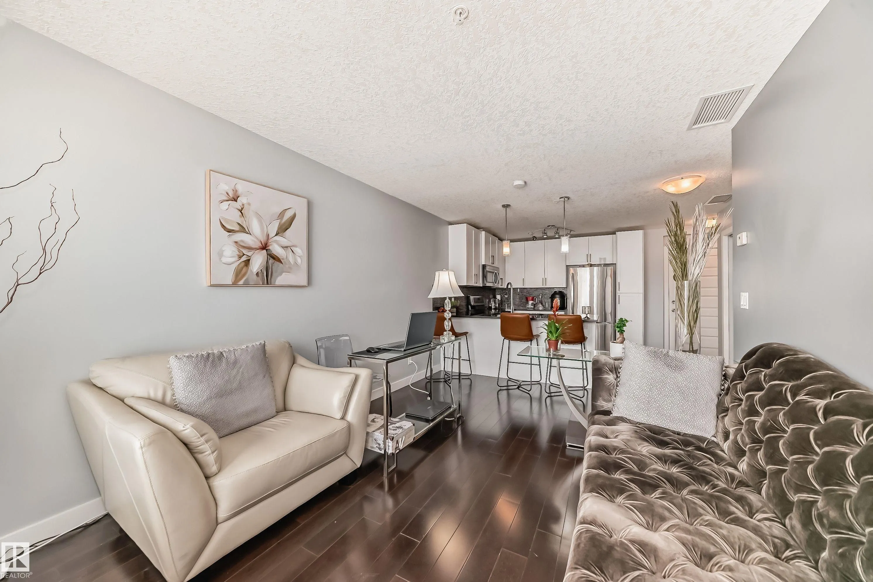 5151 Windermere Boulevard