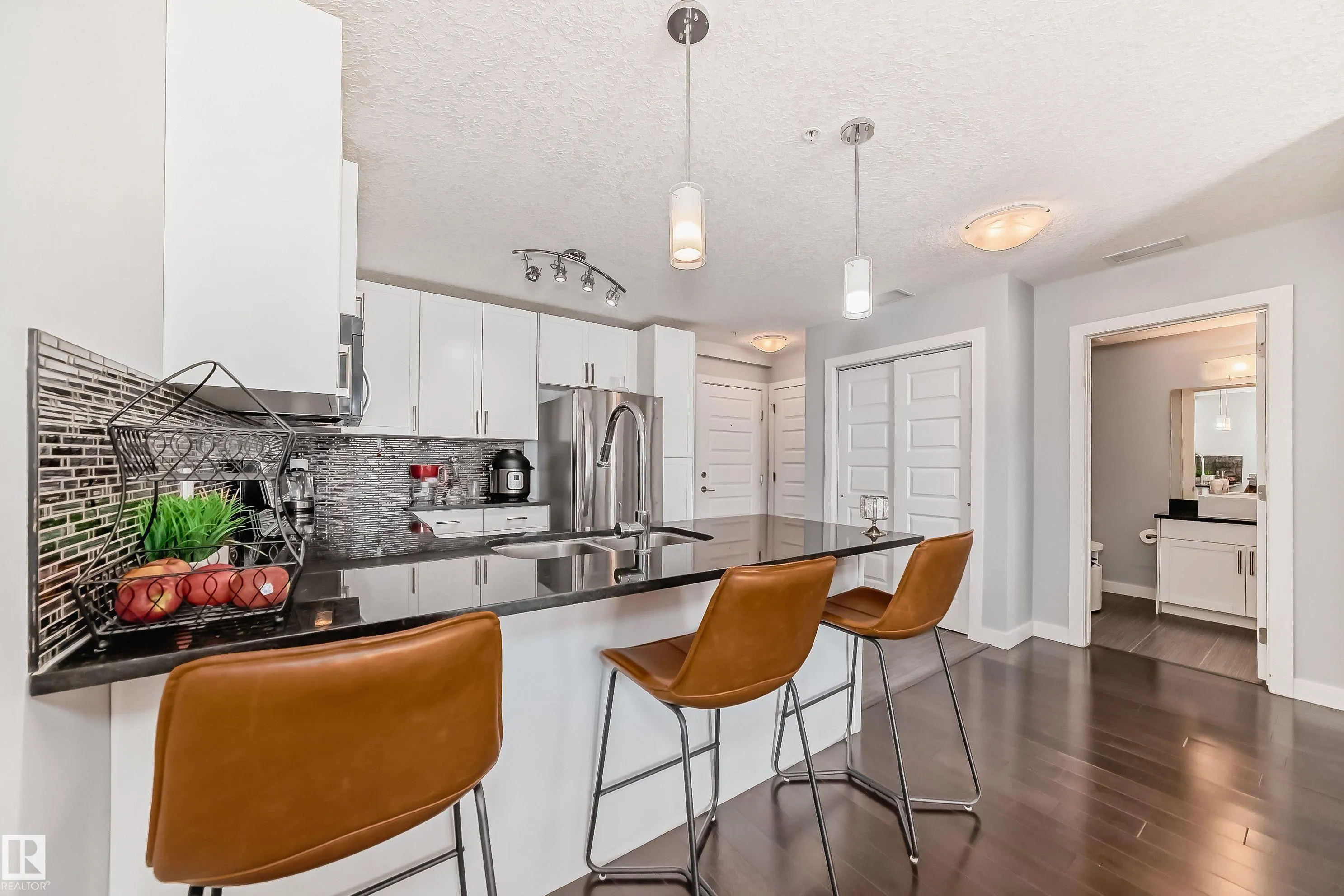5151 Windermere Boulevard