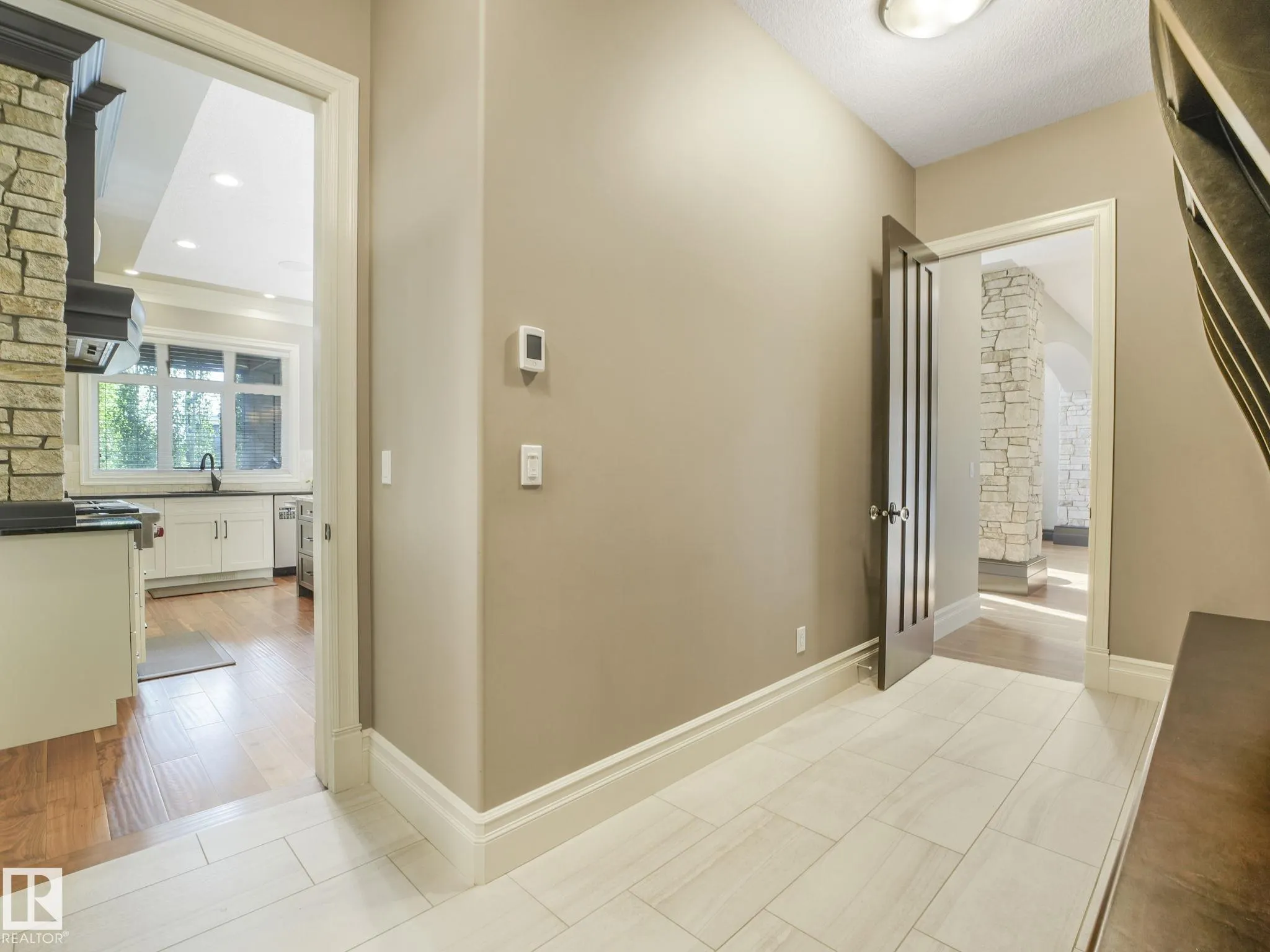 2807 WHEATON Drive