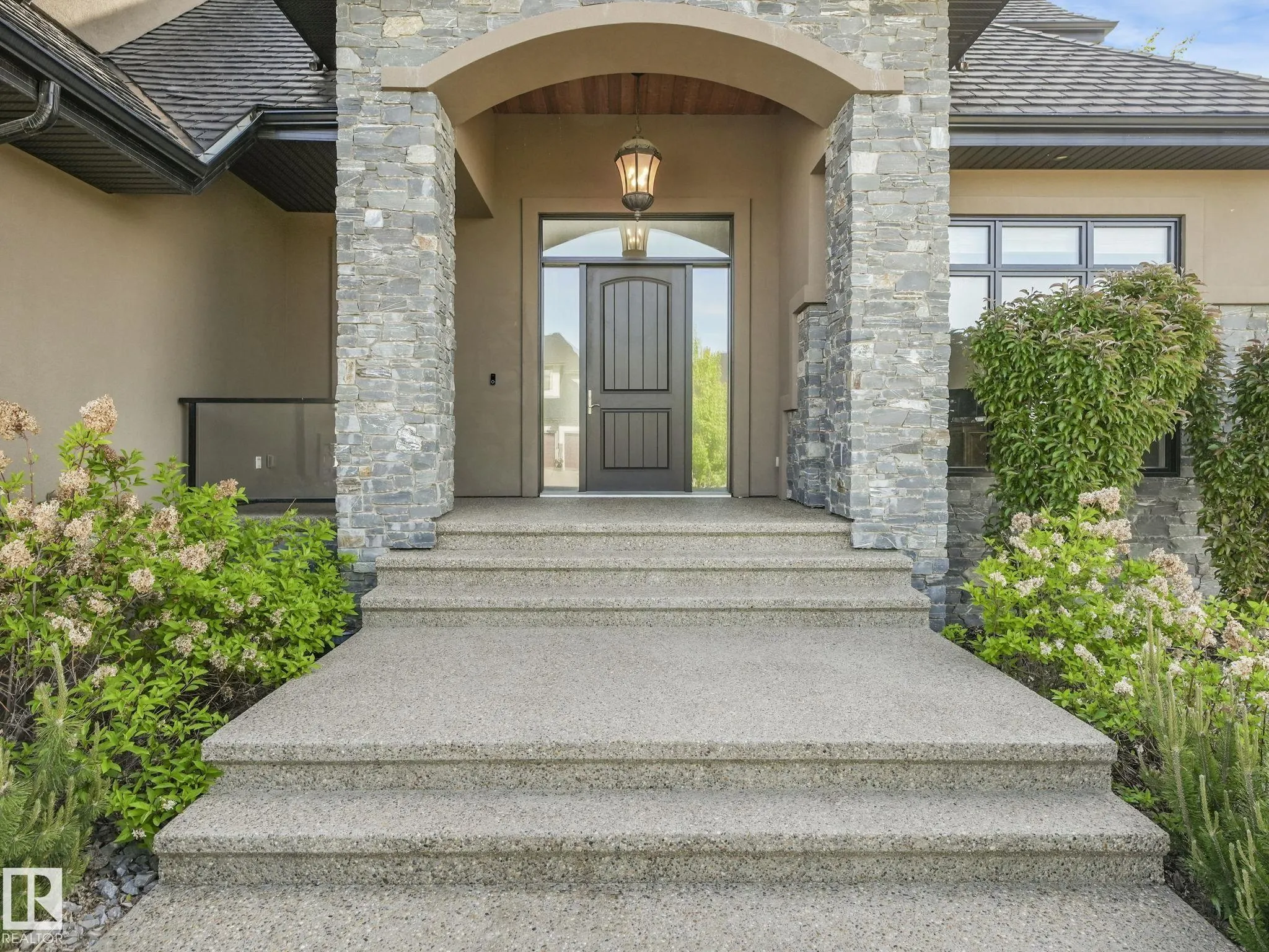 2807 WHEATON Drive