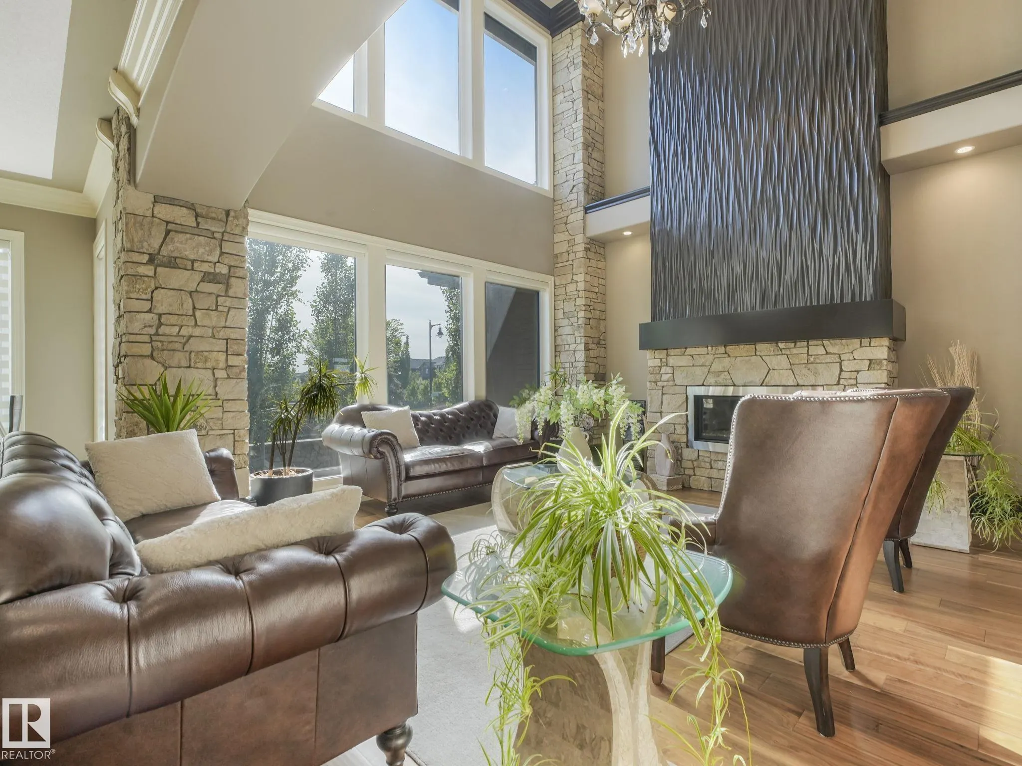 2807 WHEATON Drive