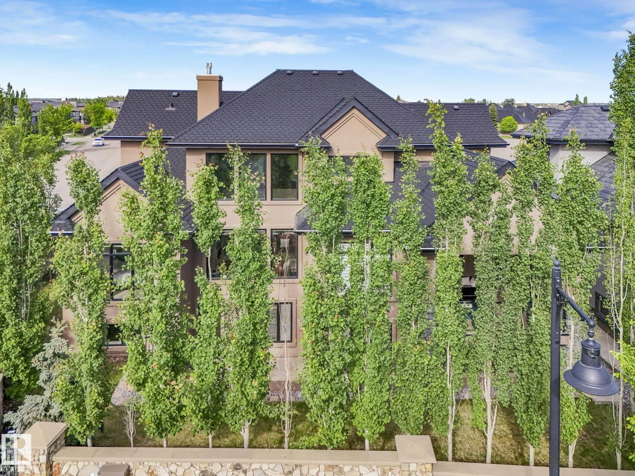 2807 WHEATON Drive