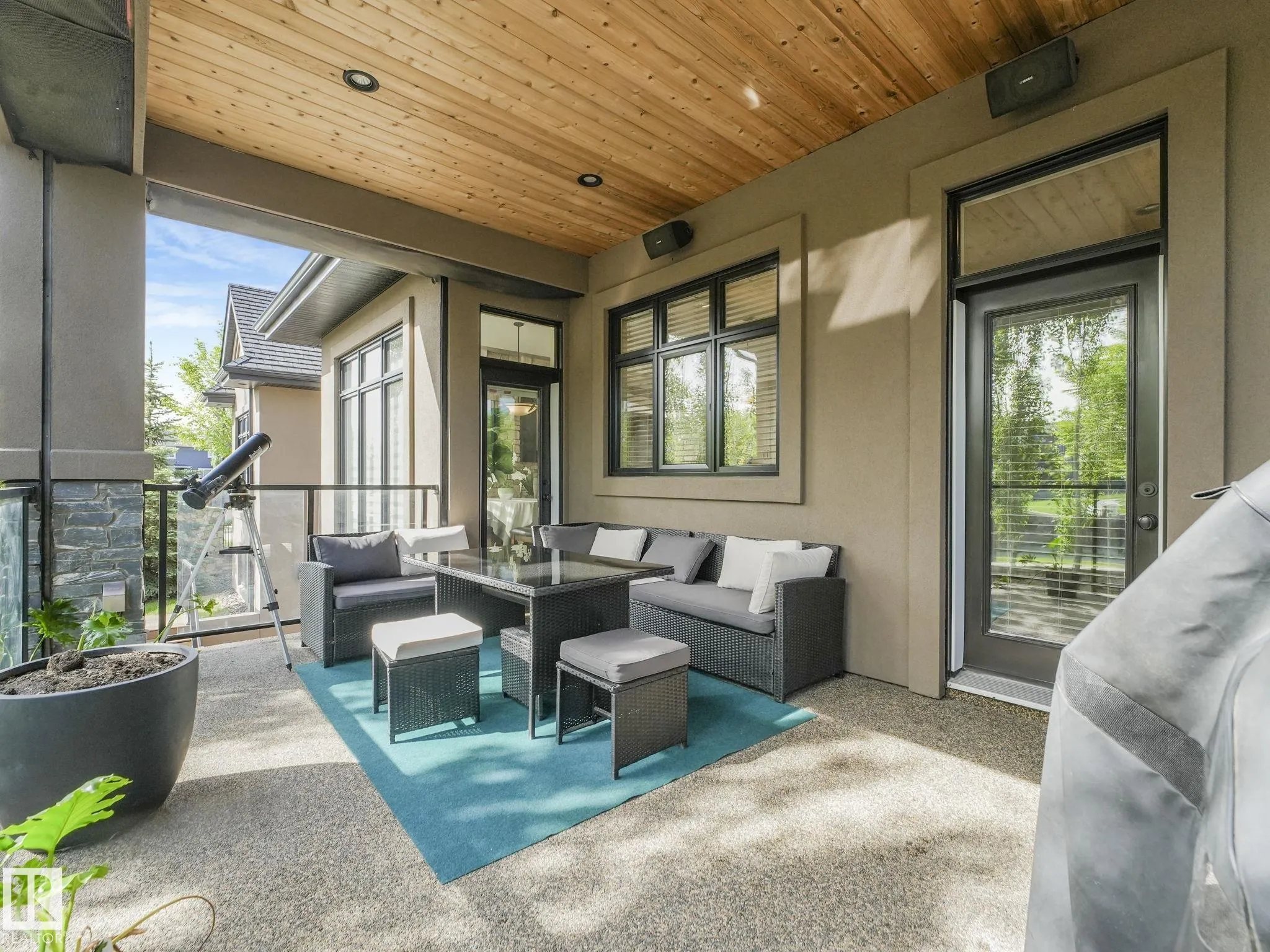 2807 WHEATON Drive