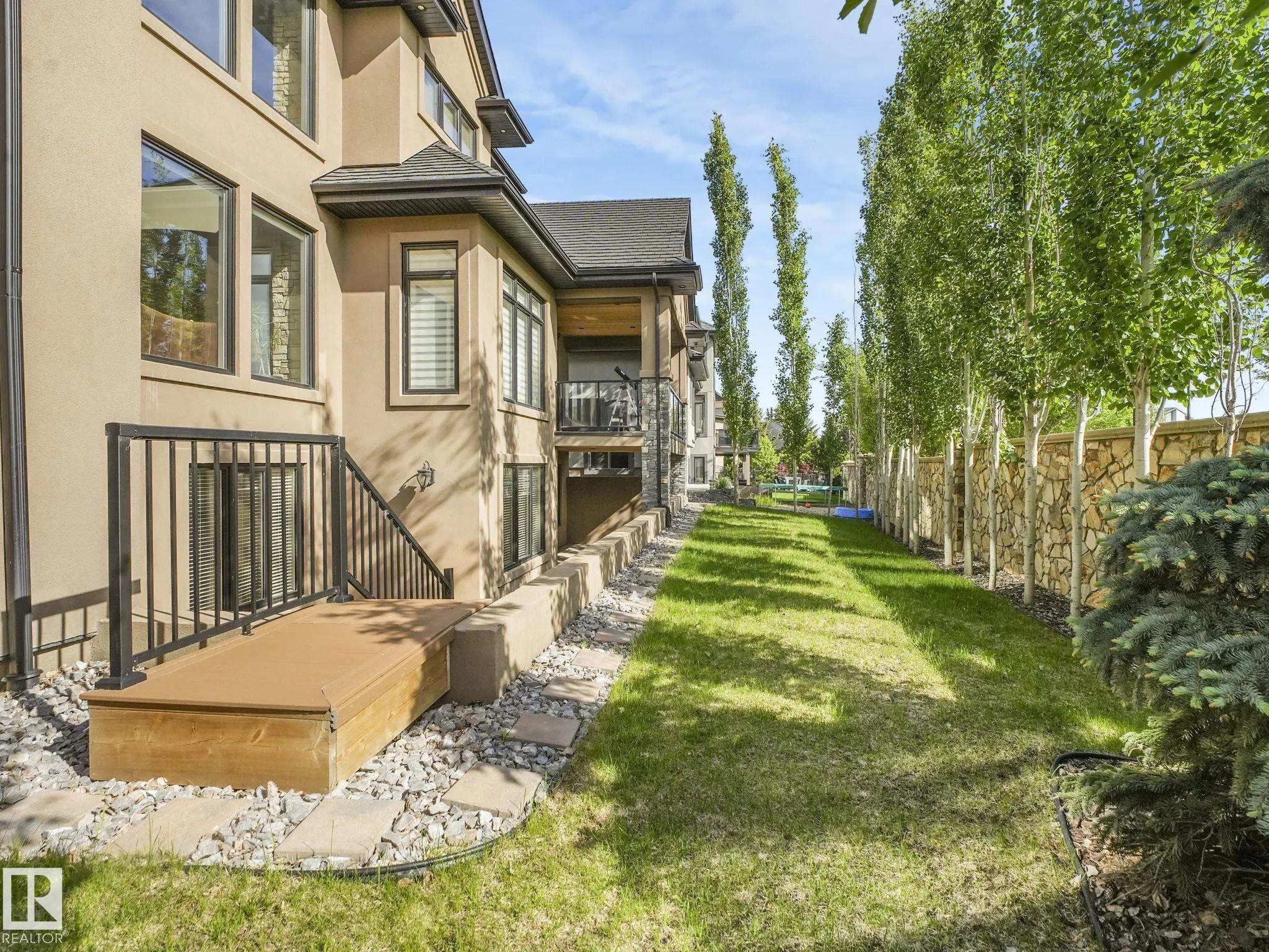 2807 WHEATON Drive