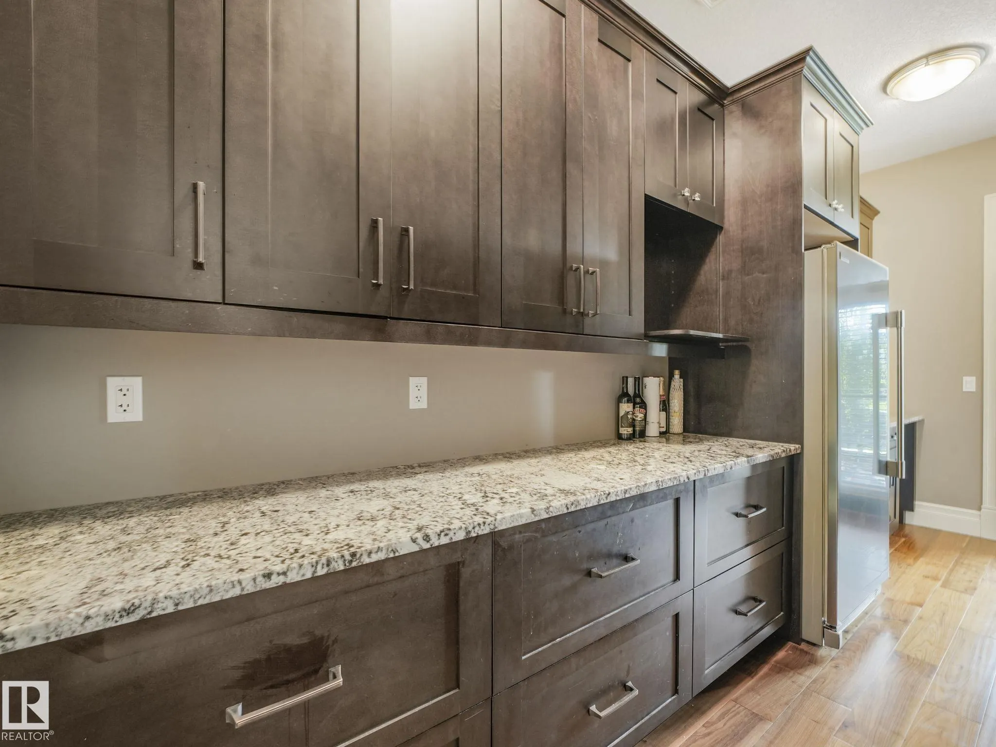 2807 WHEATON Drive