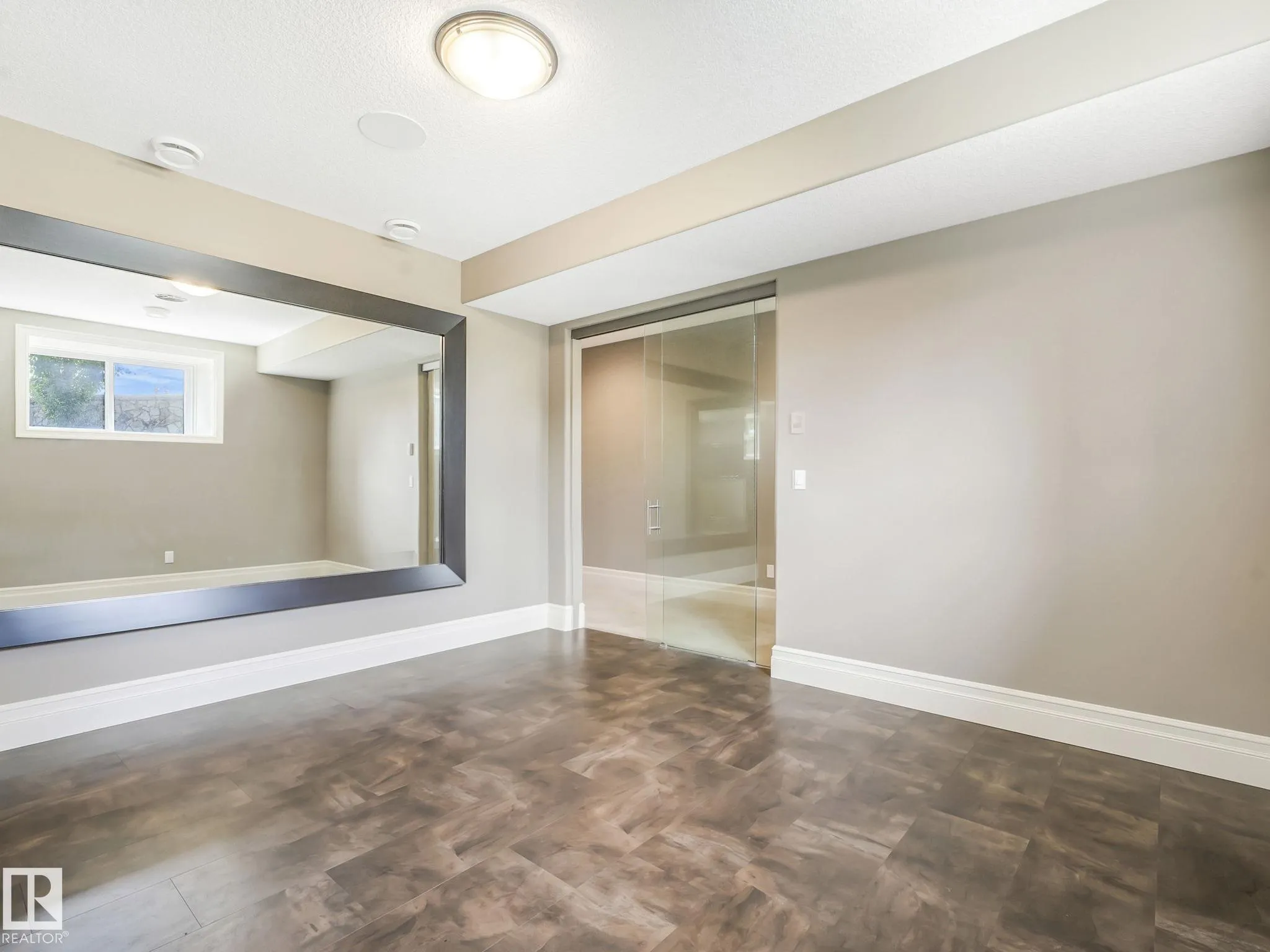 2807 WHEATON Drive
