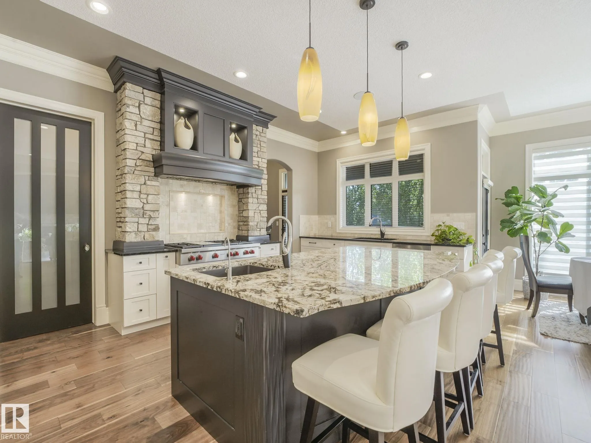 2807 WHEATON Drive