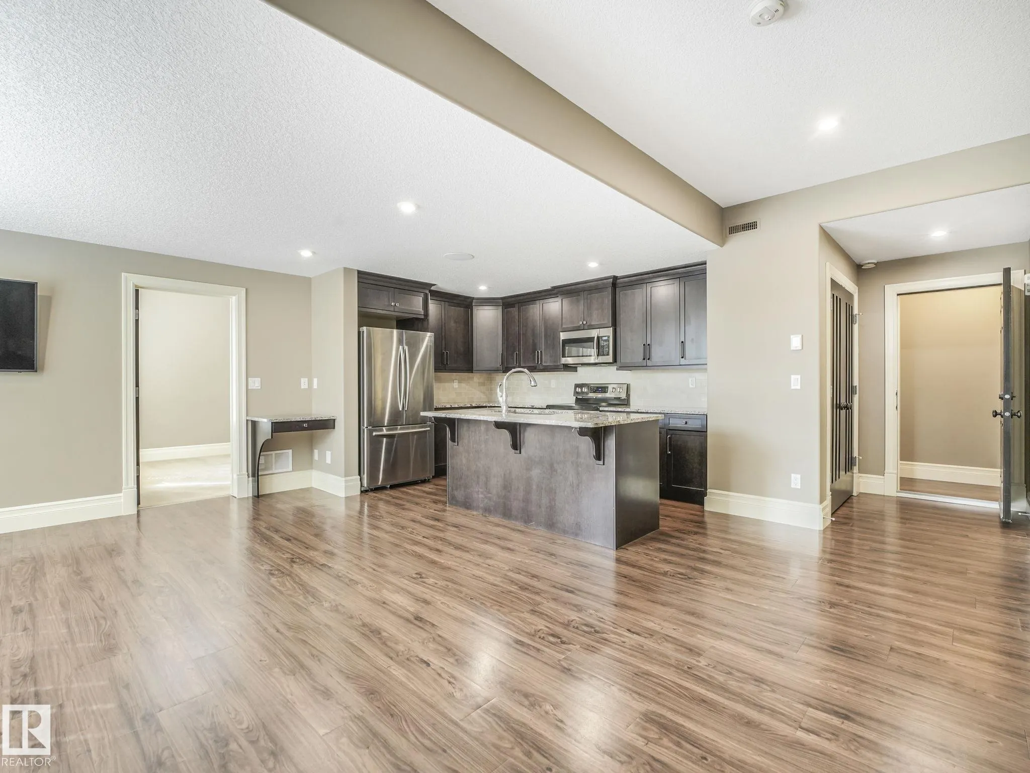 2807 WHEATON Drive