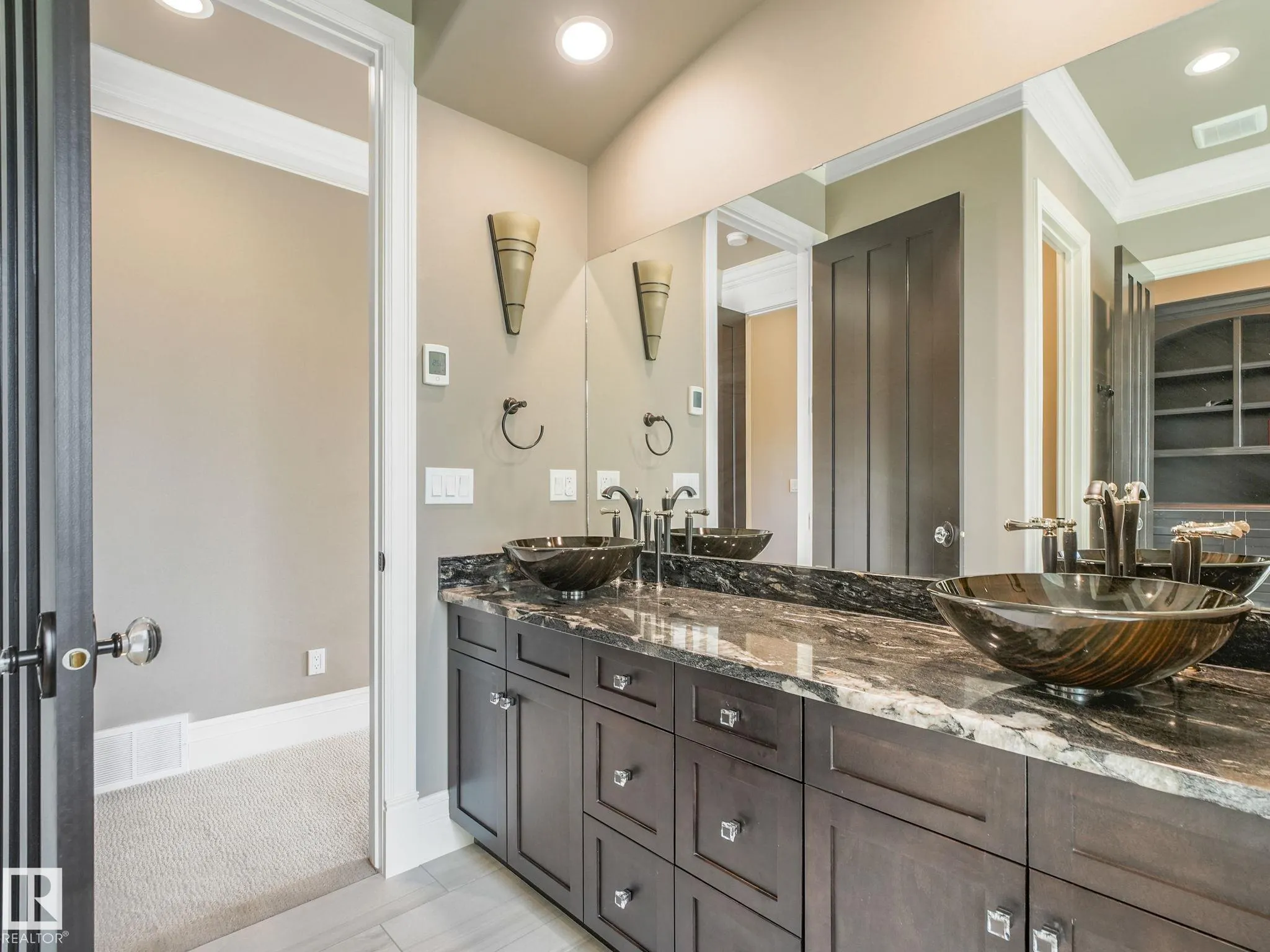 2807 WHEATON Drive