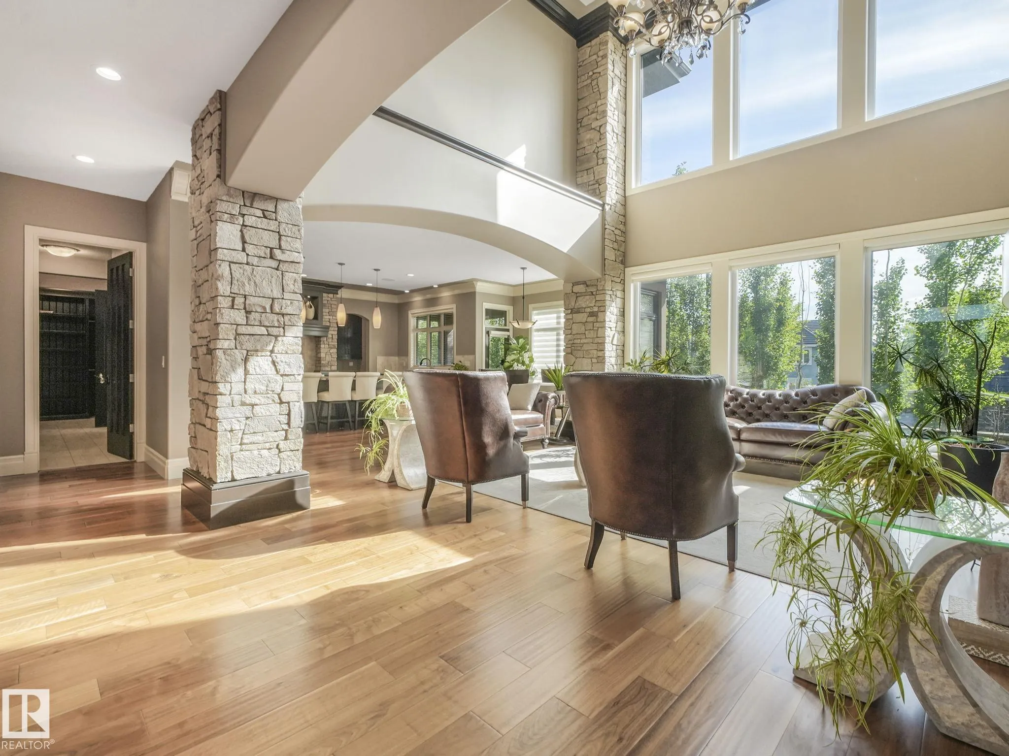 2807 WHEATON Drive