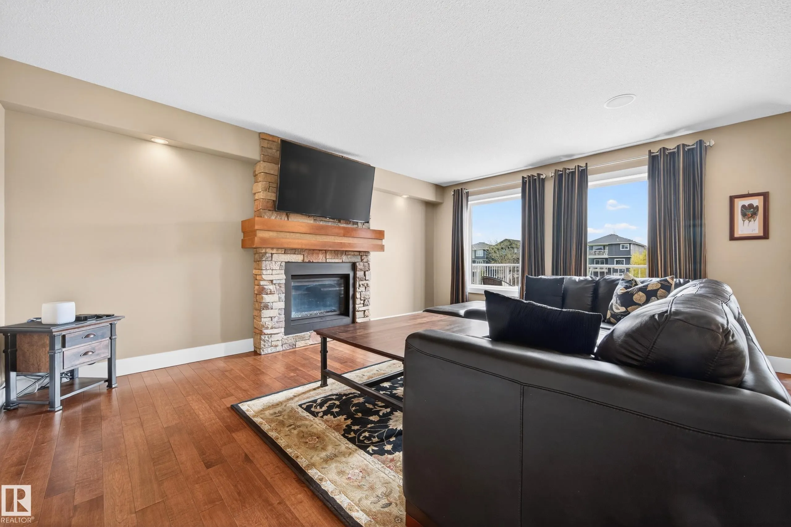 37 CRANSTON Place