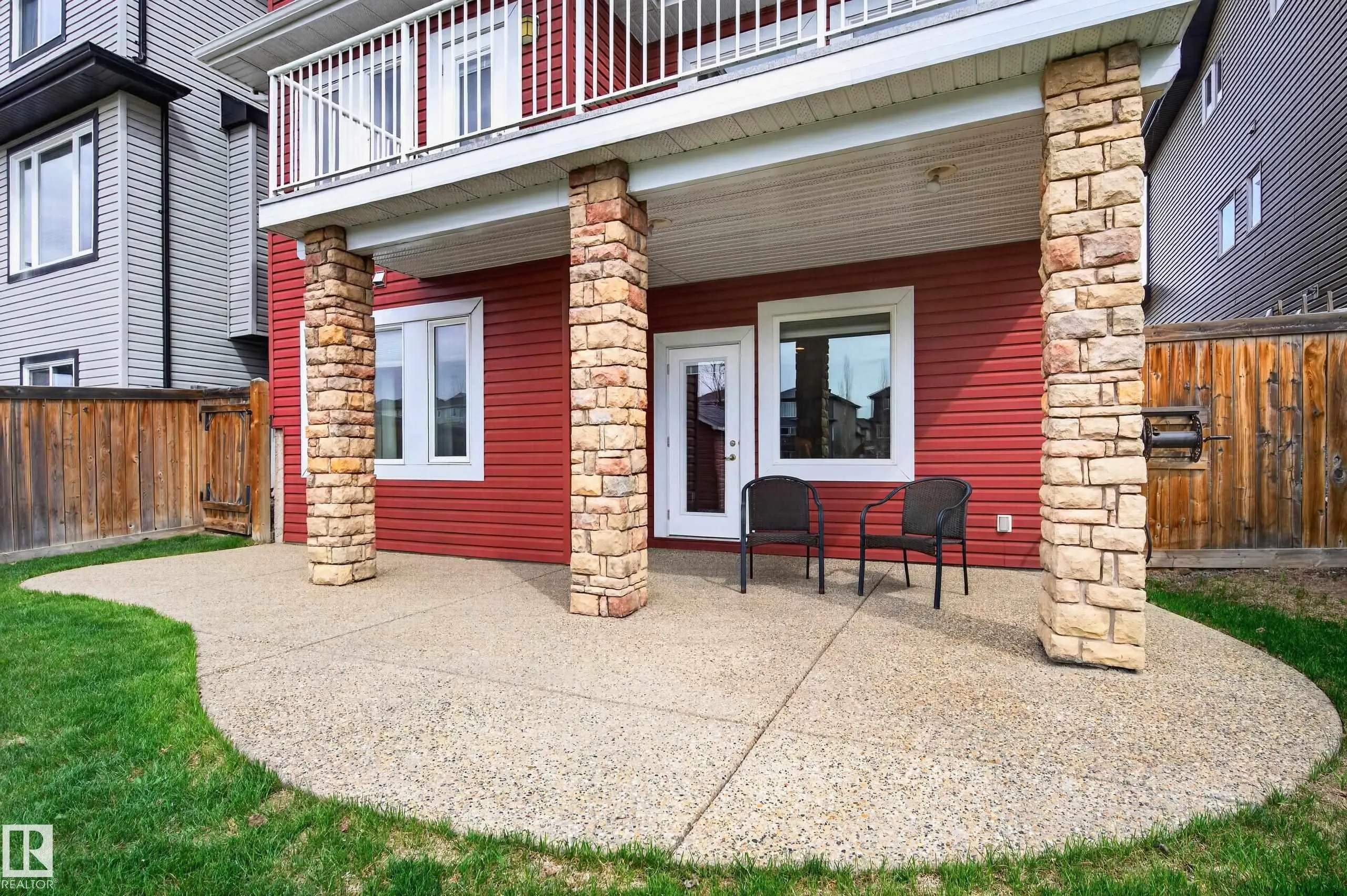 37 CRANSTON Place