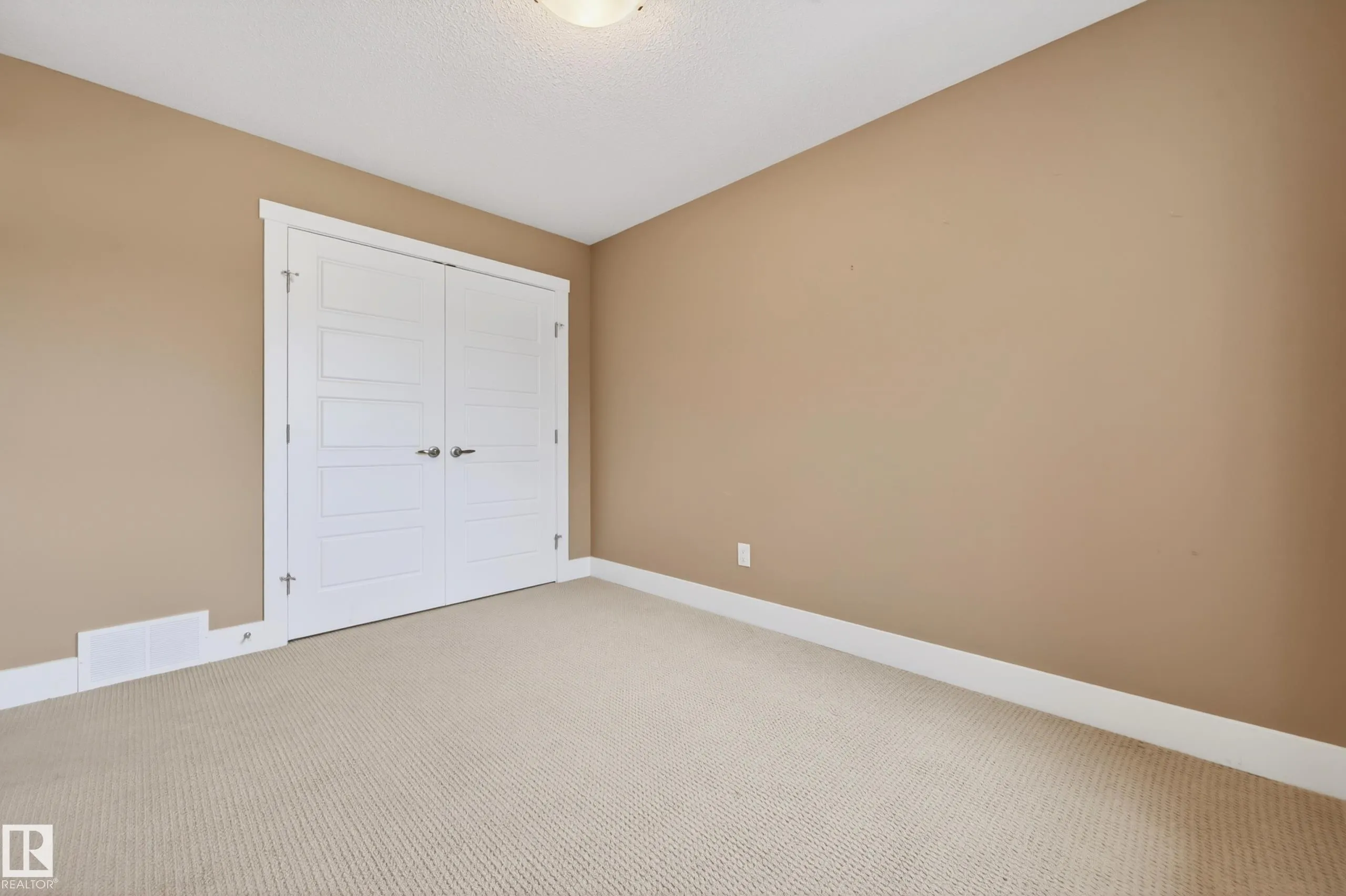 37 CRANSTON Place