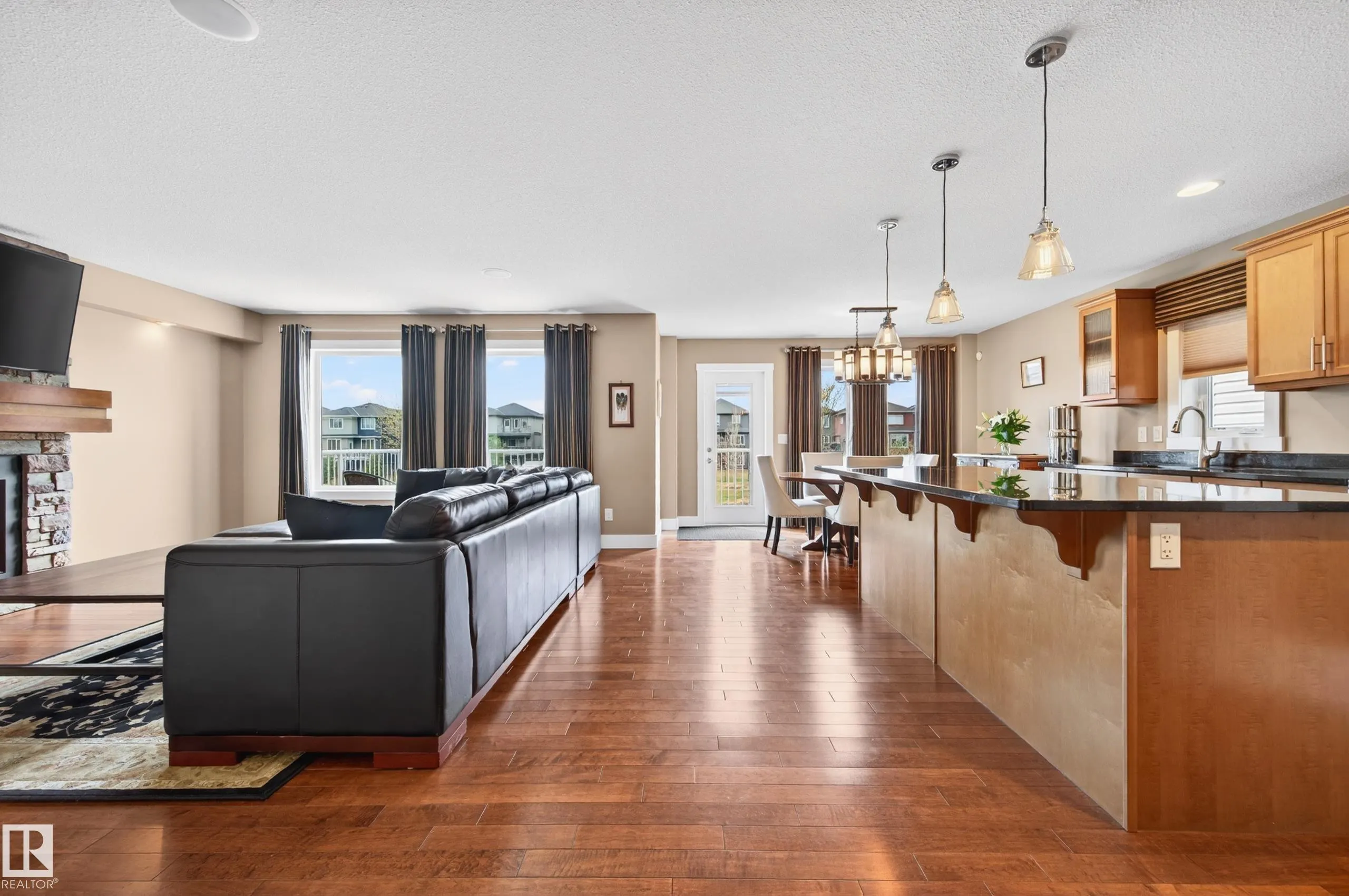 37 CRANSTON Place