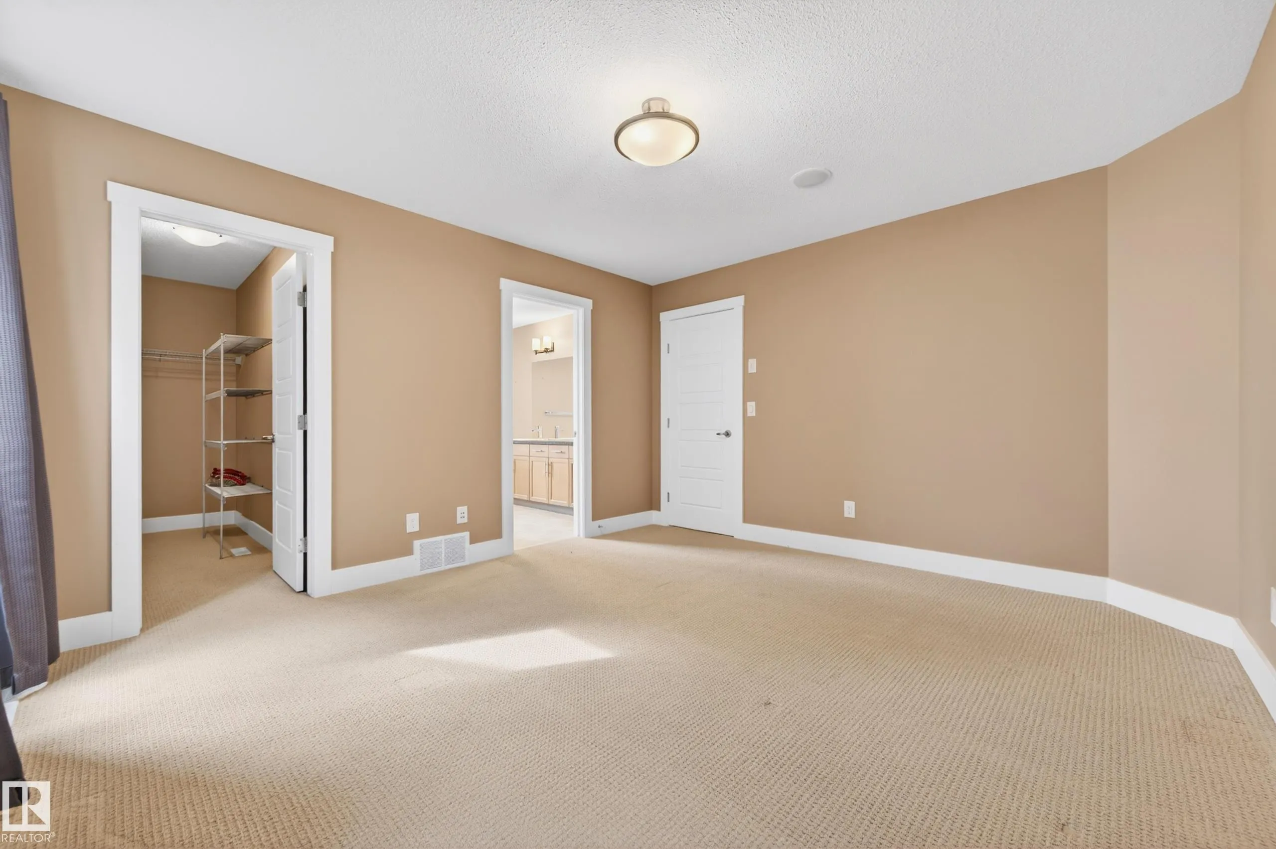 37 CRANSTON Place