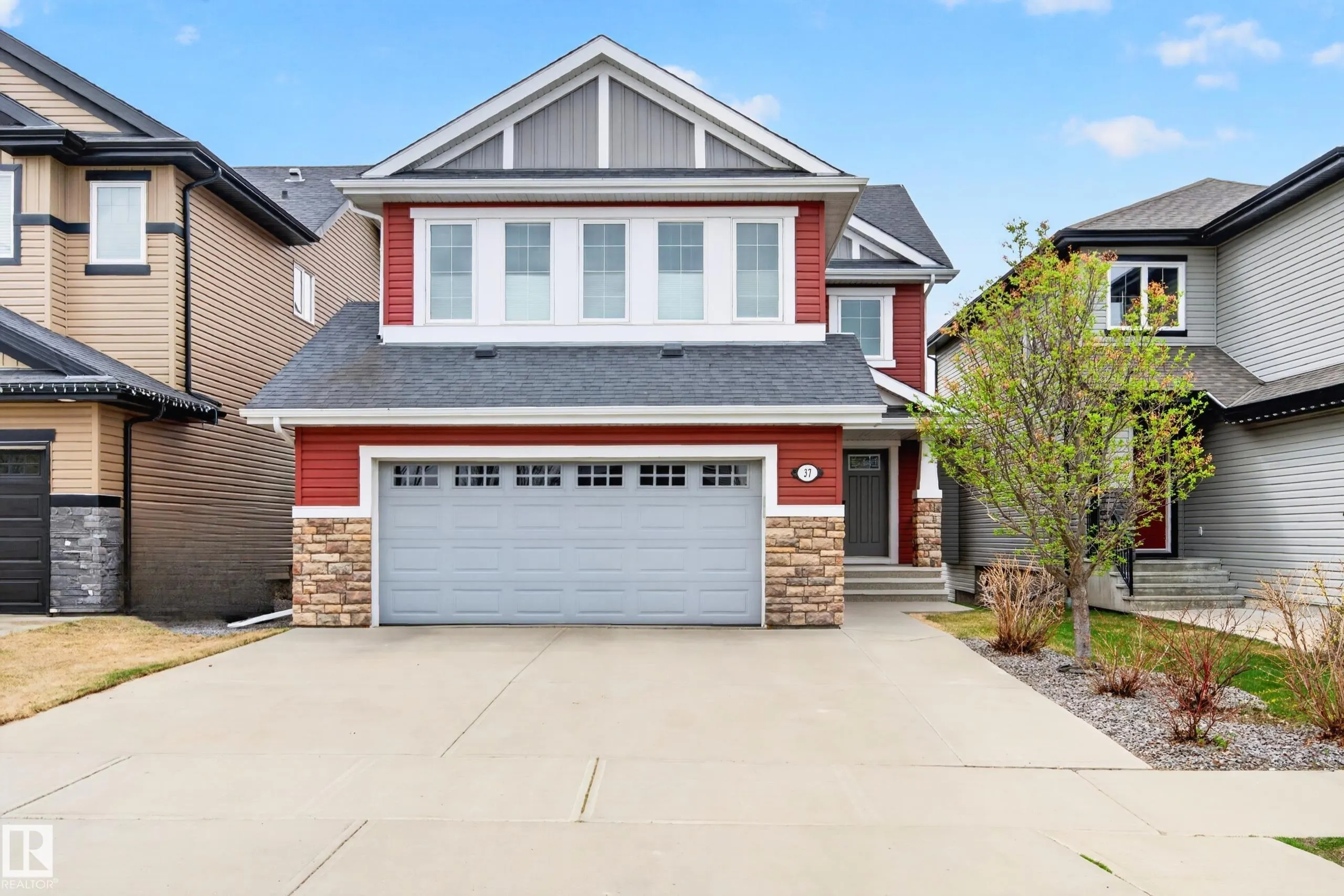 37 CRANSTON Place