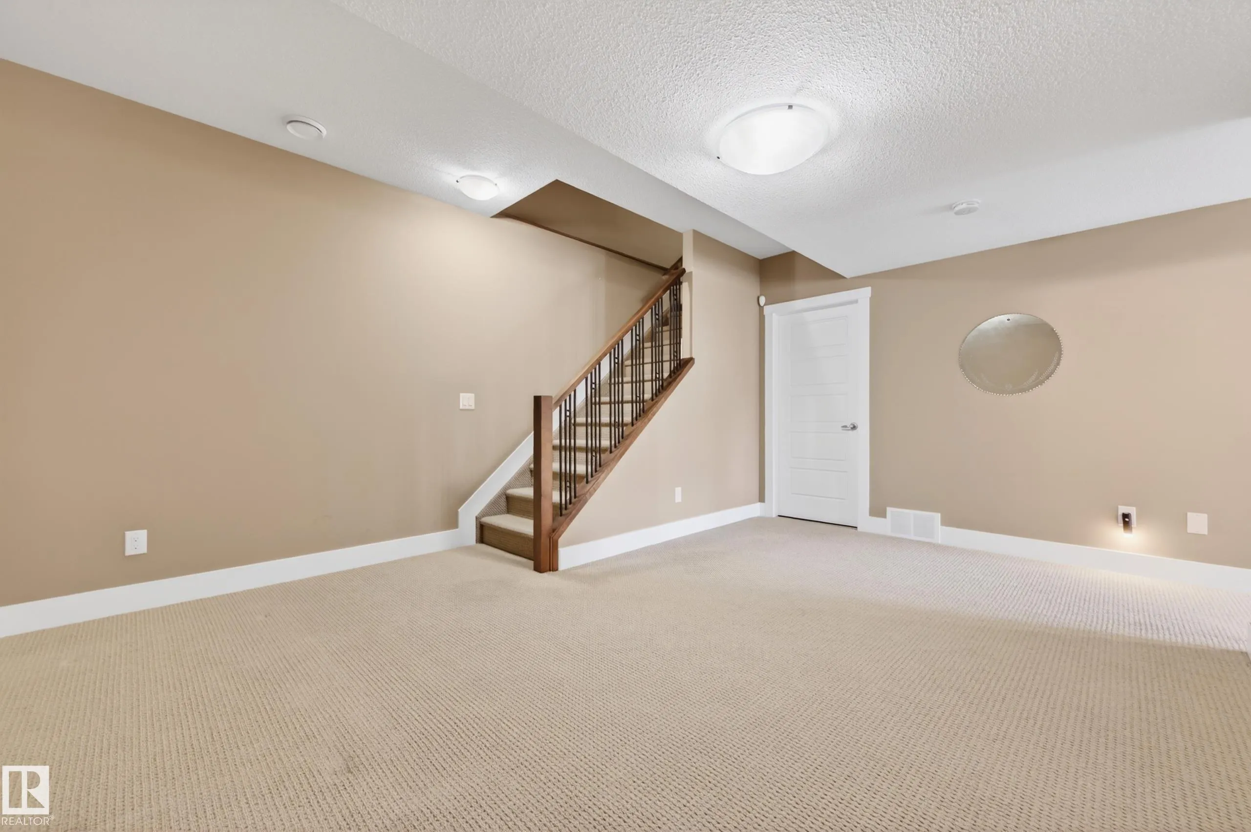 37 CRANSTON Place