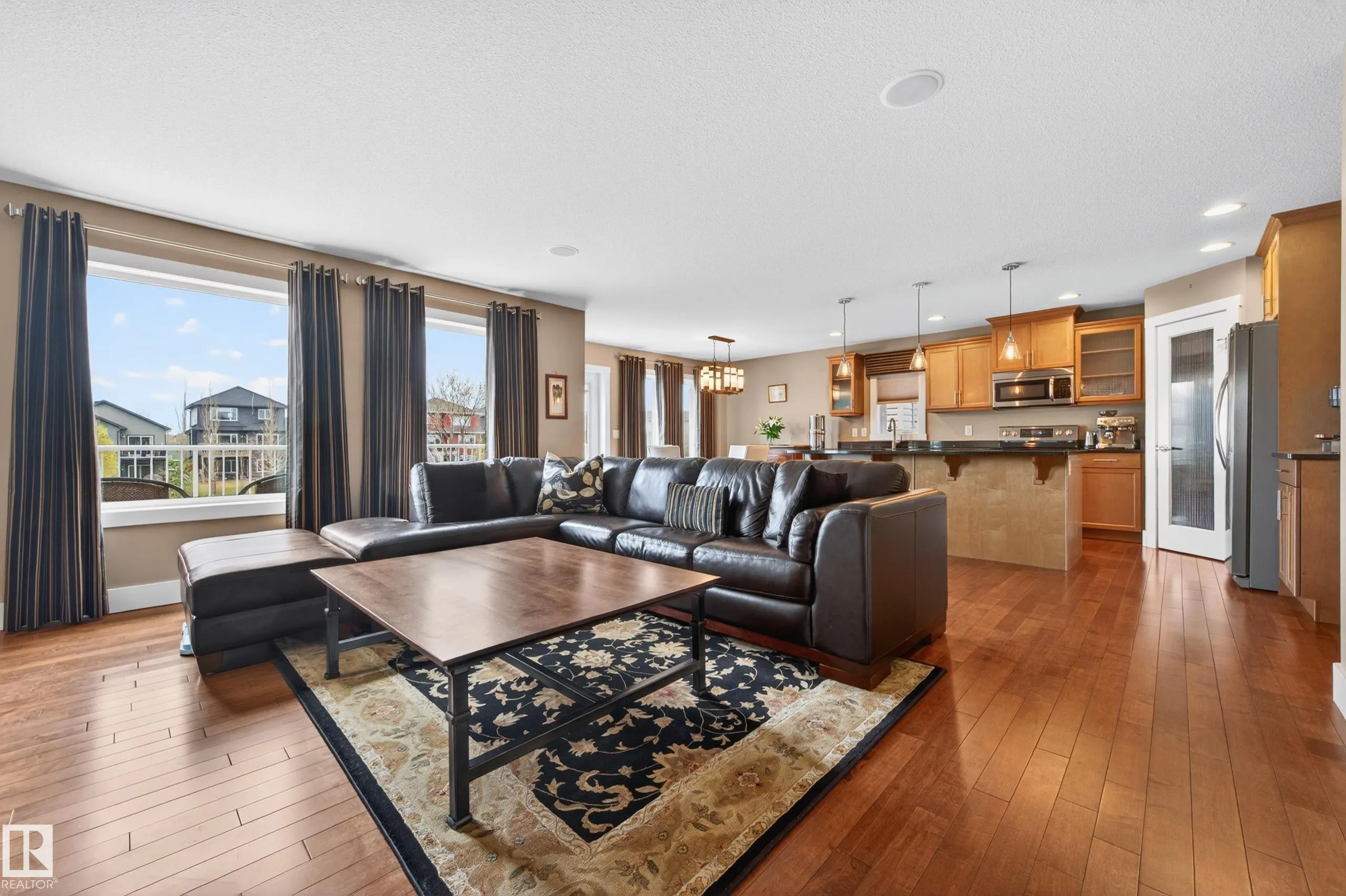 37 CRANSTON Place